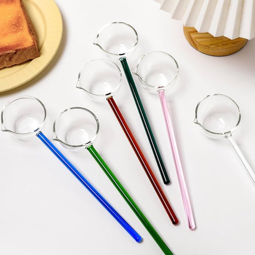 Colored Deep Soup Spoon, Long Handle Borosilicate Glass Spoon, Heat Resistant Mouth Seasoning Coffee Spoon, Transparent Stirring Cocktail Teaspoon, Kitchen Dishwasher Safe Soup Ladle Spoon for Kitchen Hot Pot Buffet