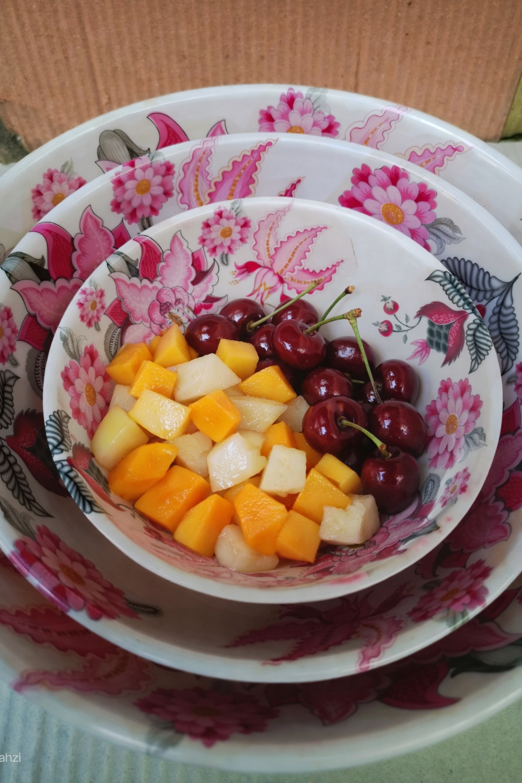 Colorful Fruit Salad in Beautiful Floral Bowls – Healthy & Vibrant Serving Ideas”
