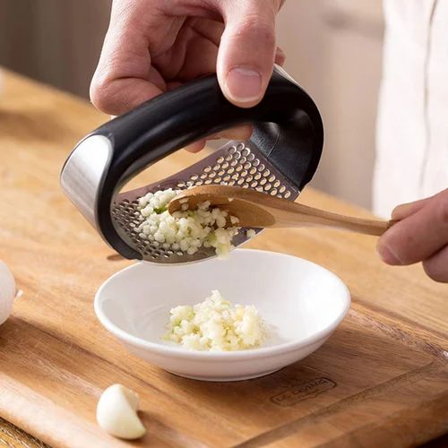 Stainless Steel Garlic Press - Manual Vegetable Mincer and Fruit Masher for Kitchen