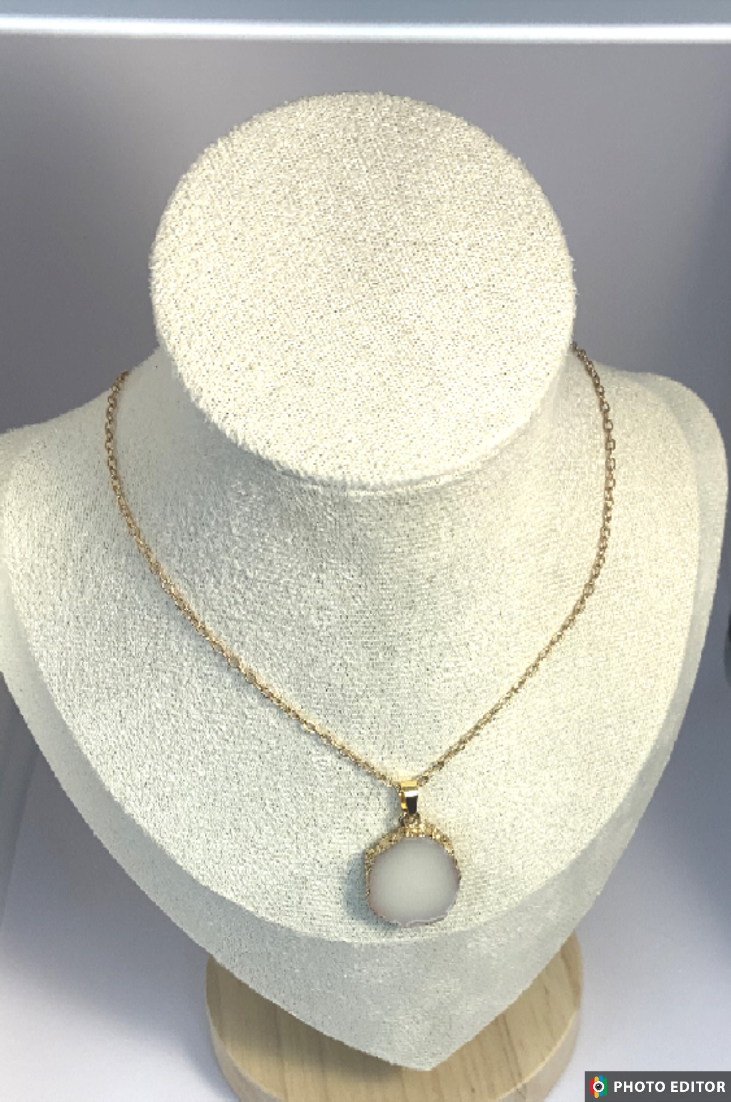 18K GOLD PLATED SELENITE NECKLACE