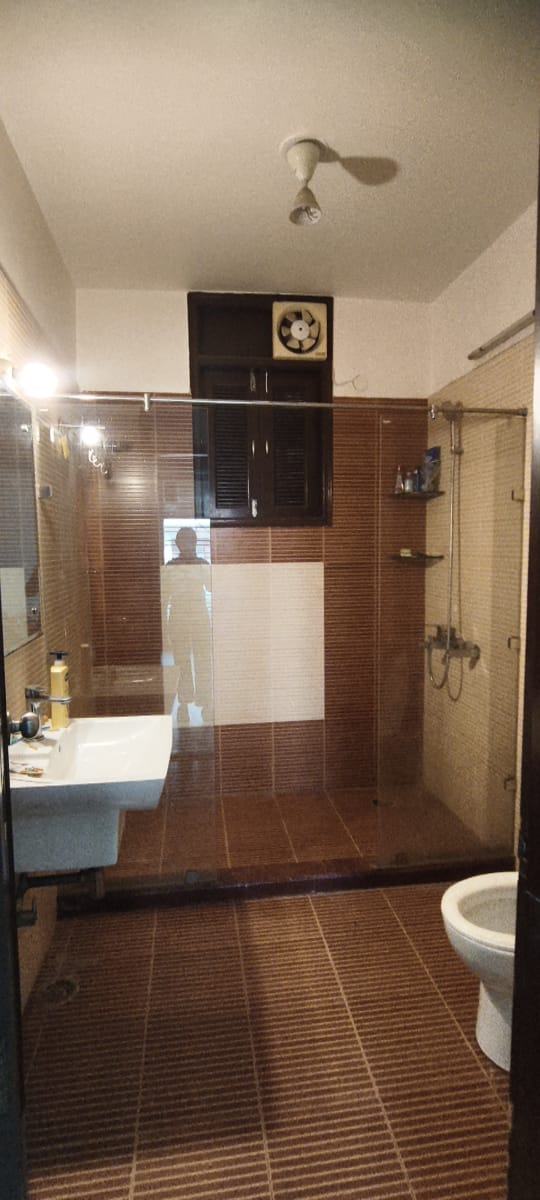 3 BHK - Semi-Furnished