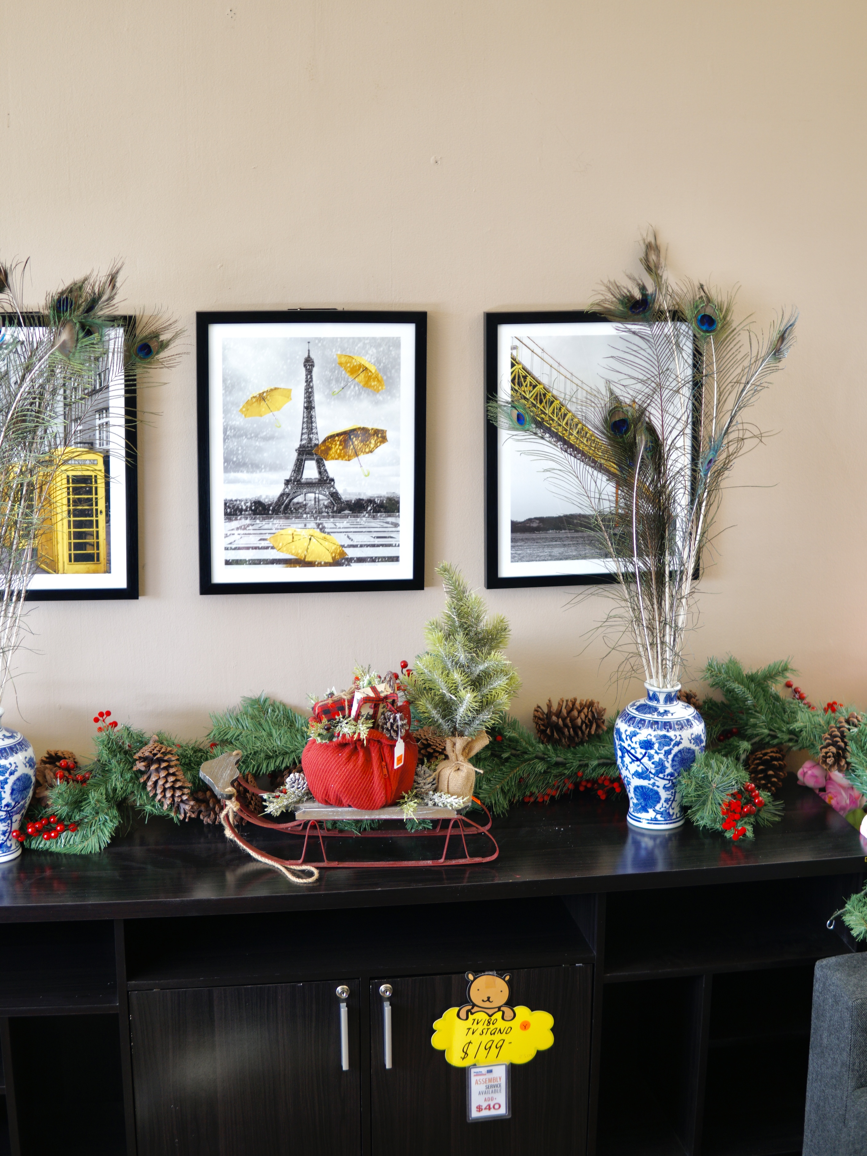 Pine Garland w/ Berries & Cones