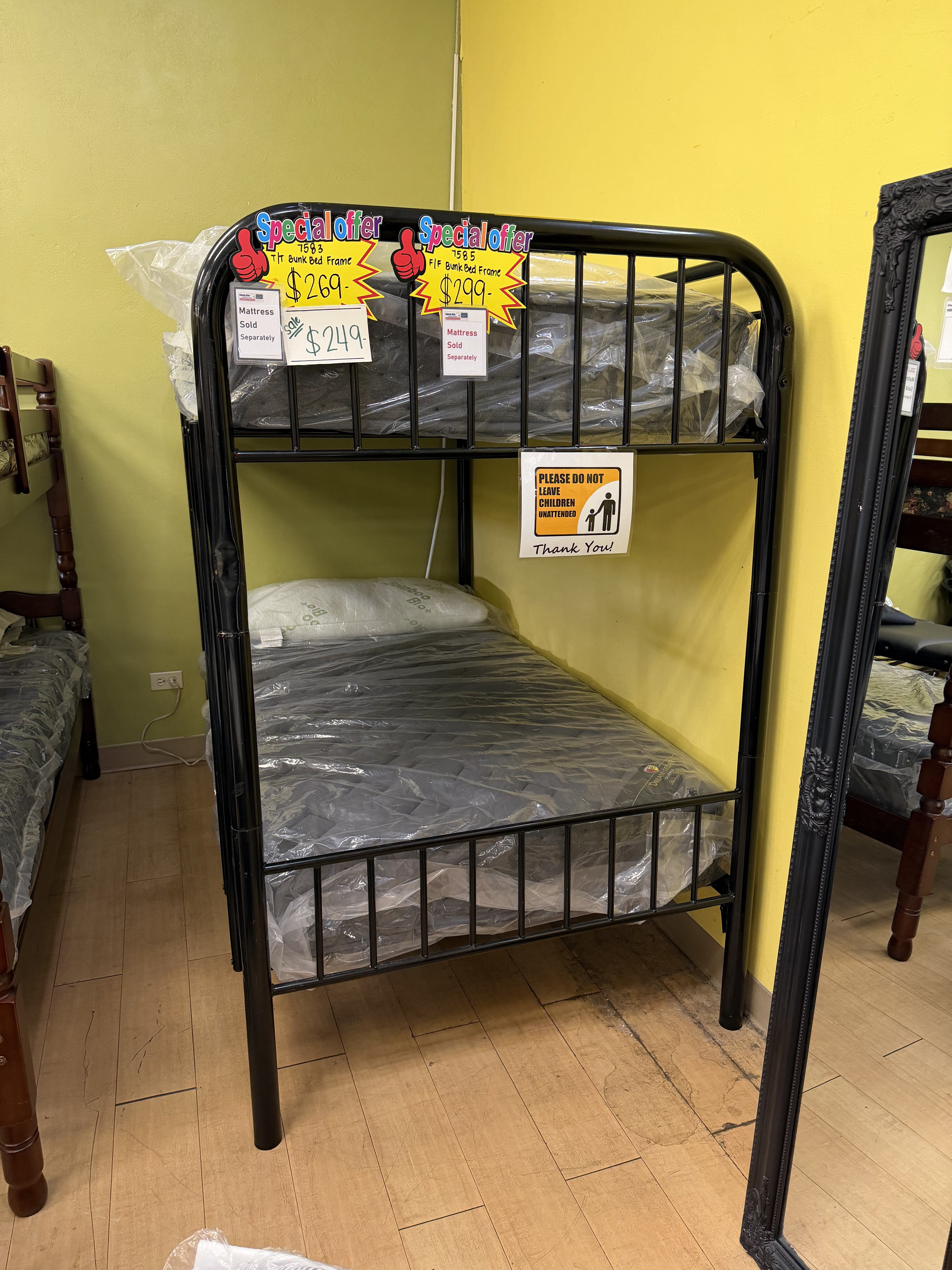 Bunk Bed — Black Metal