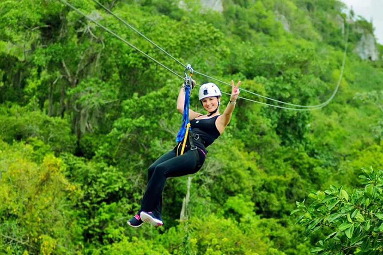 Aventura en Zip Line o Tirolina (Canopy)