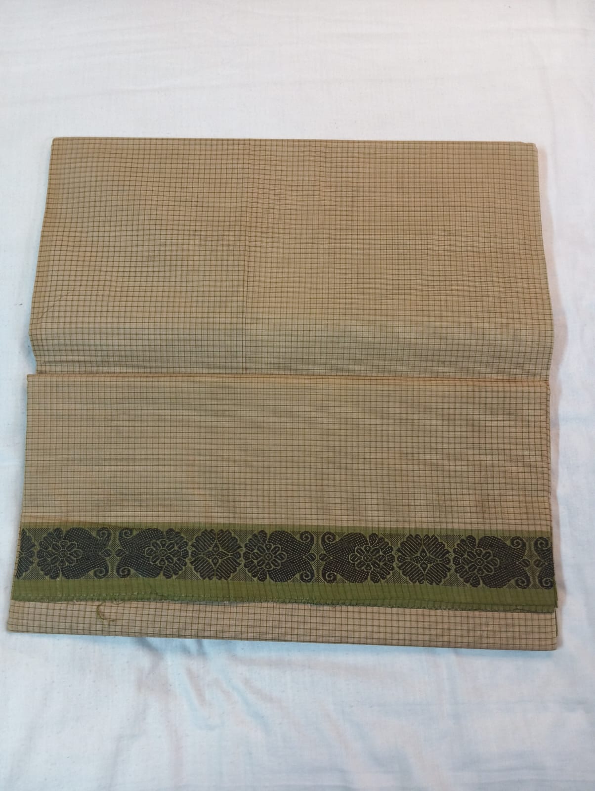 Light Biscuity Small Check Saree with Green Thread Border (With Blouse Piece)
