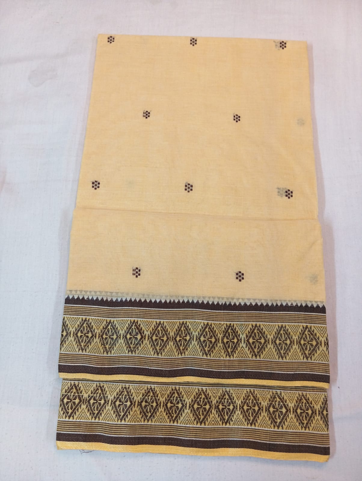 Cream Handloom Saree with Brown Buti and Brown Border