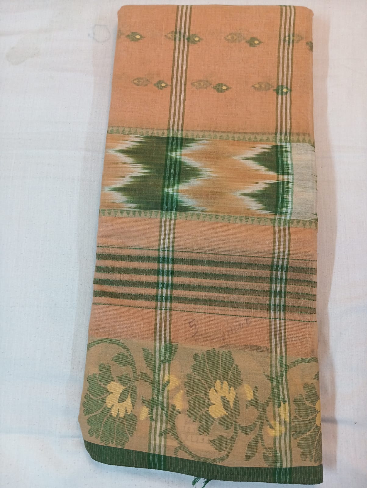 Chickoo Buti Handloom Cotton Saree with Woven Motifs