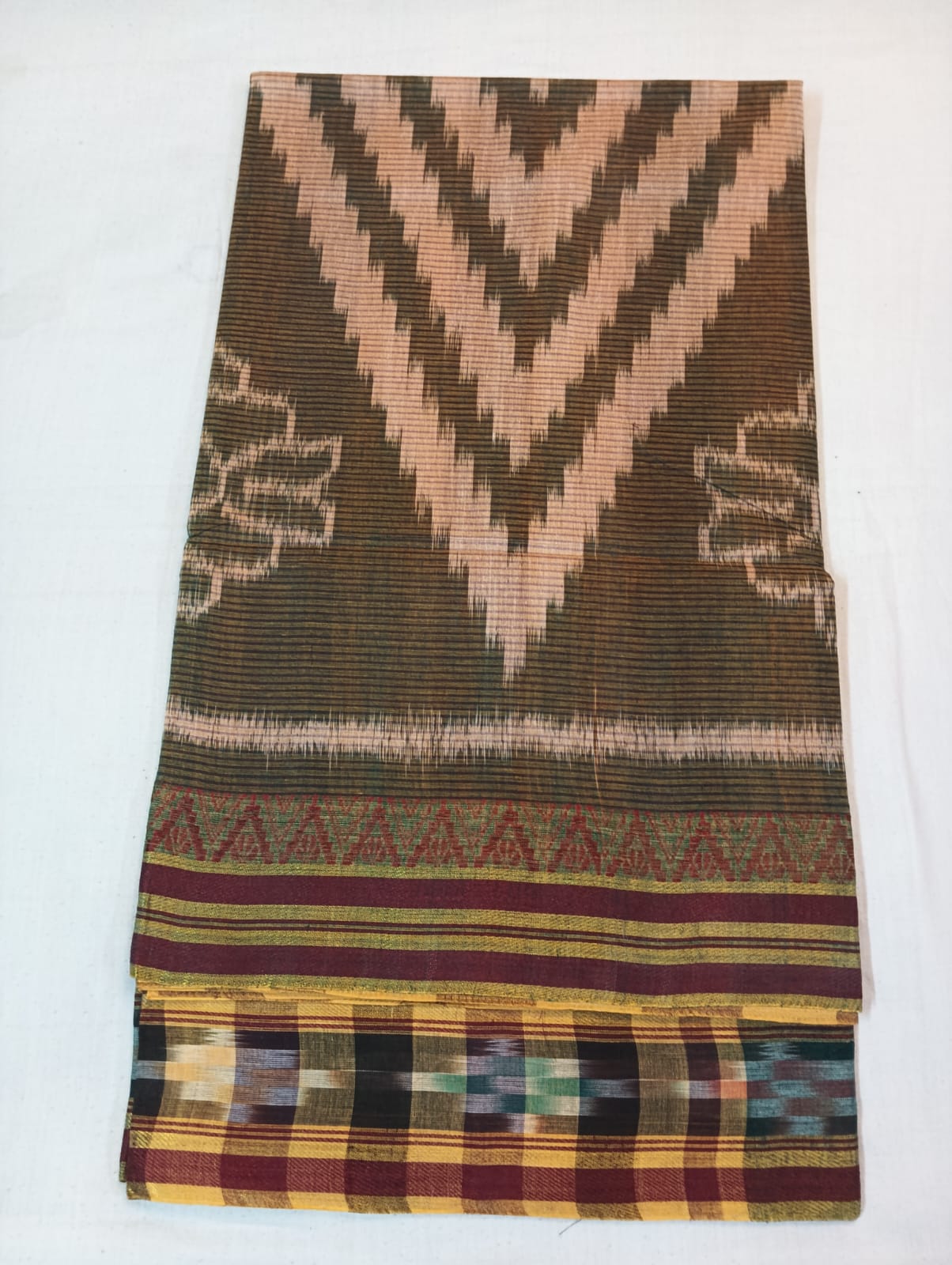 Maroon & Biscuity Handloom Kotki Saree with Green Border & Kotki Anchal