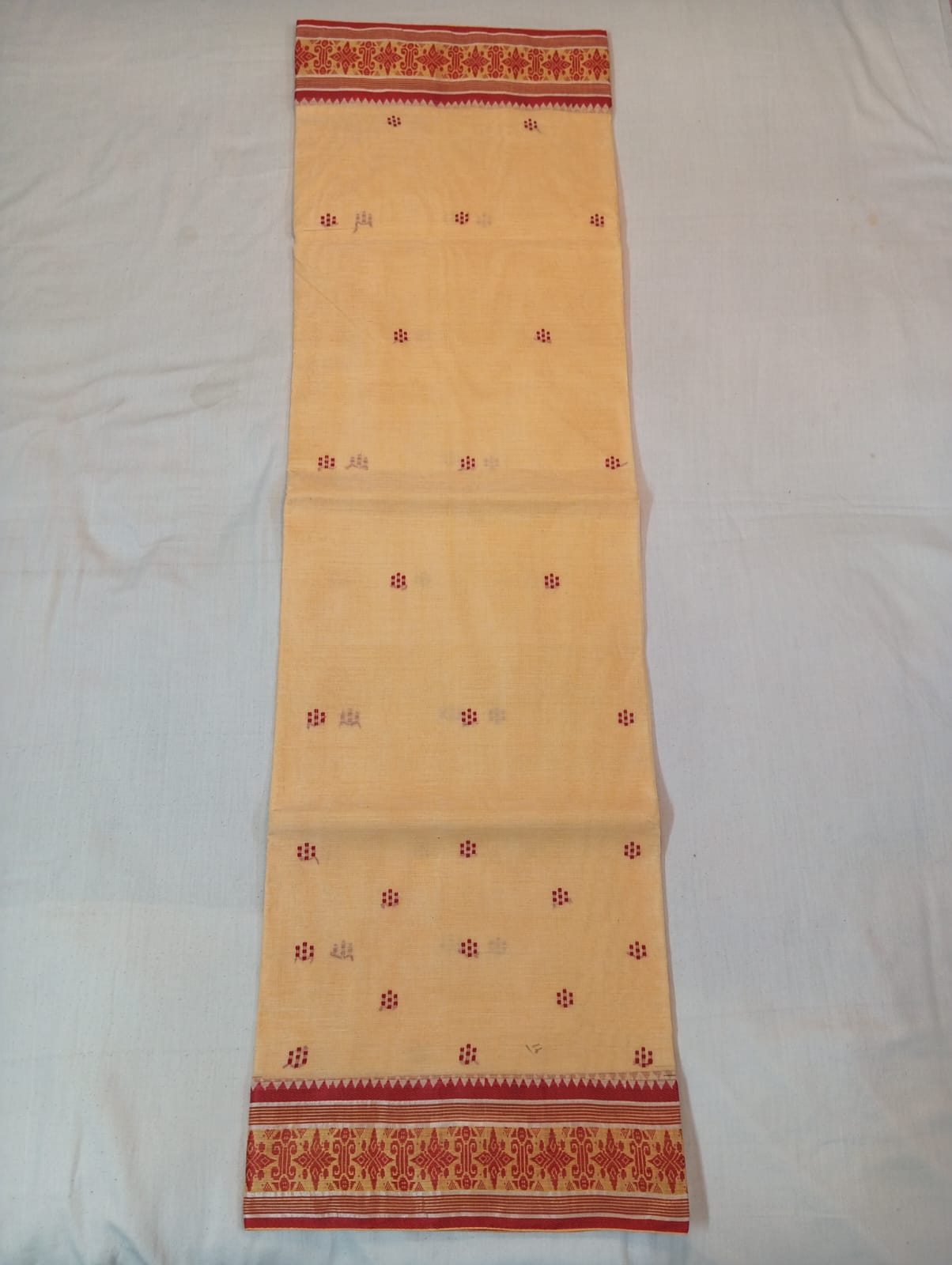 Cream Handloom Saree with Red Buti and Red Border