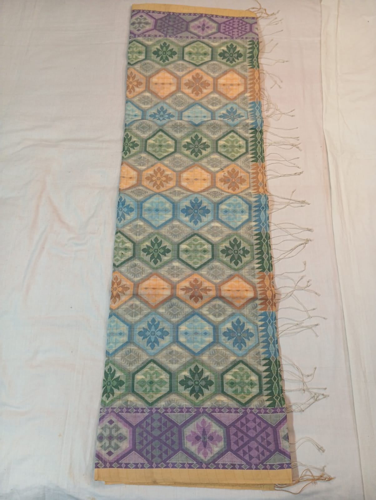 Off White Saree with Multicolored Buti, Light Purple Fancy Border & Rich Pallu