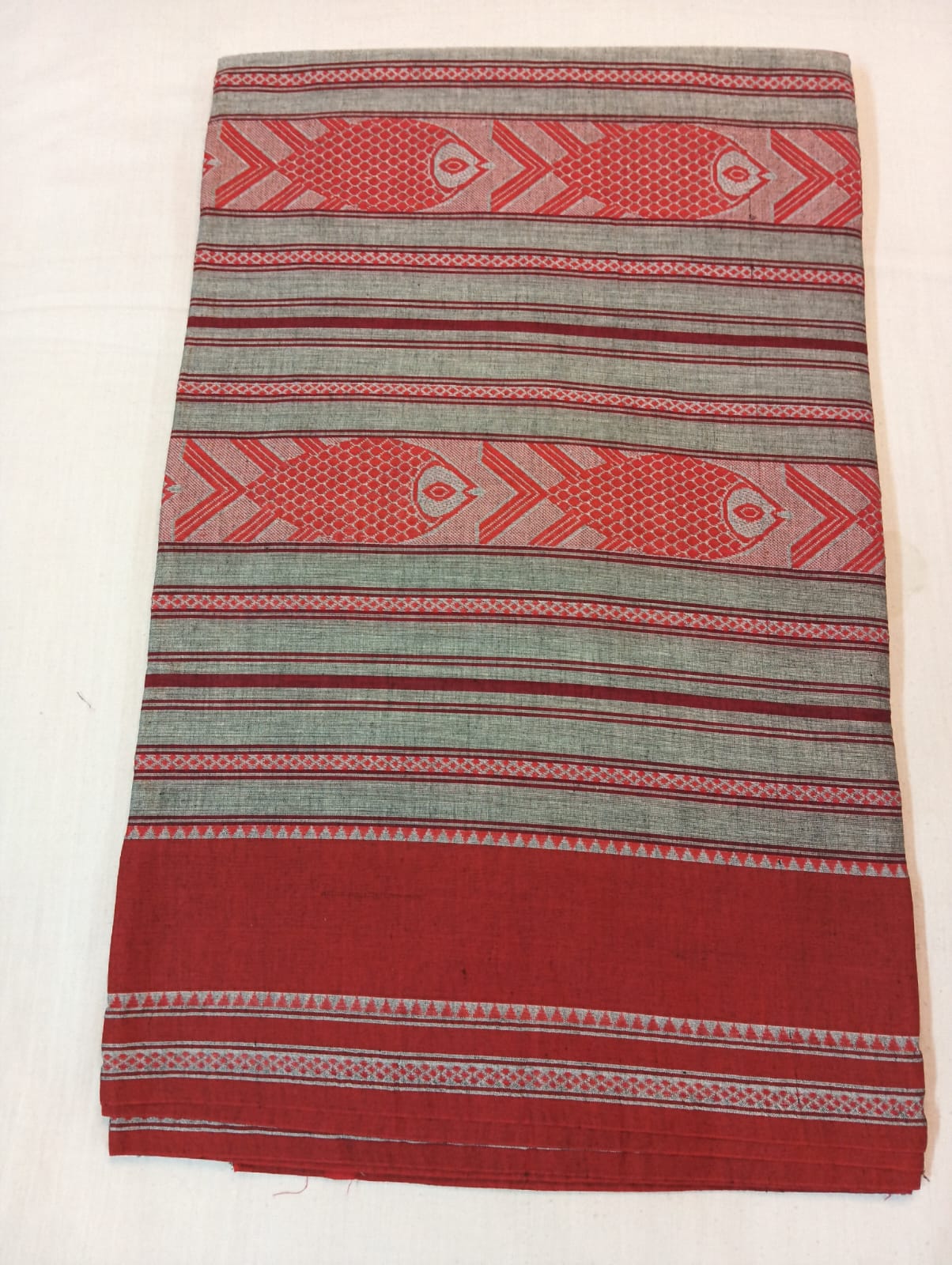 Grey Handloom Saree with Maroon Fish Motifs and Soft Finish