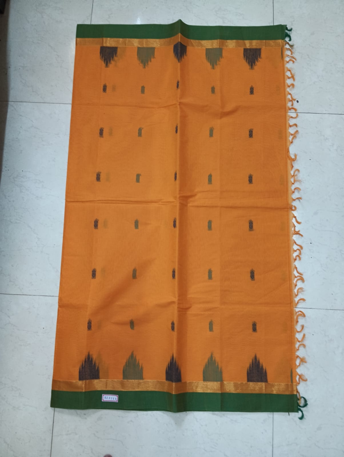 Yellow Buti Saree with Green Fancy Border & Rich Pallu (With Blouse Piece)