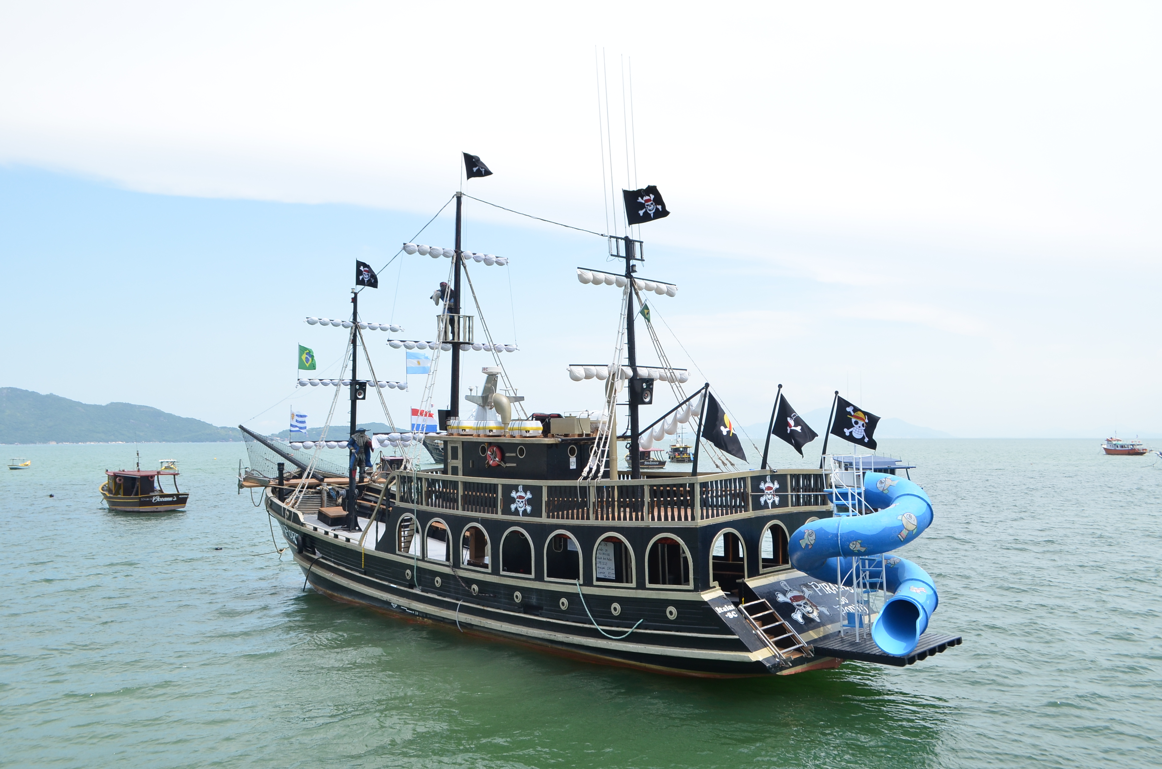 Isenta (0-5 anos) Passaporte Barco Pirata do Porto