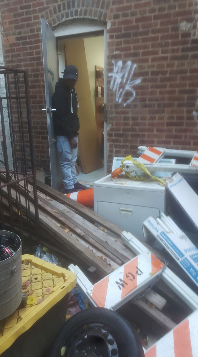 CLEAN OUT/GUT: Residential/Commercial (DEPOSIT)