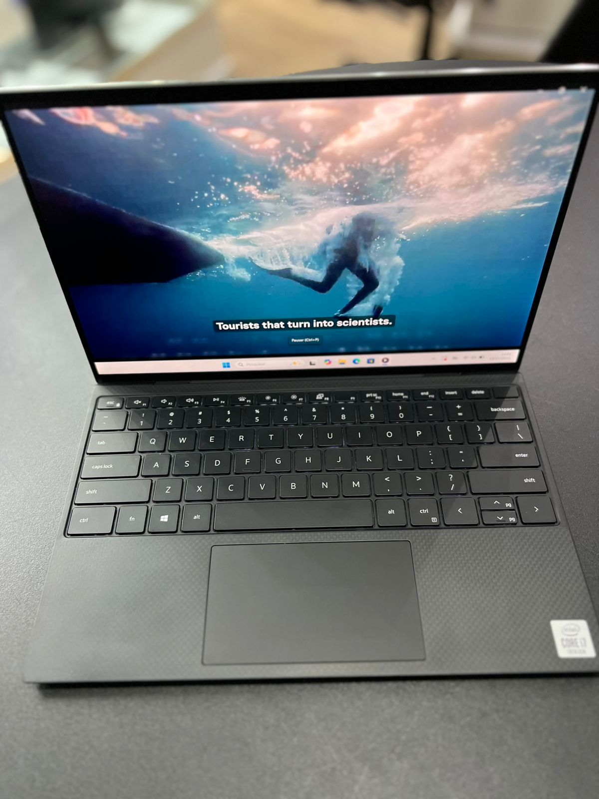 DELL XPS 9300 13” - i7 10Ger 16GB / 1TBSSD  SEMI NOVO 
