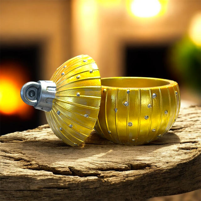 10pc Lot Christmas Dots Candle Vessel (lid included) -8oz