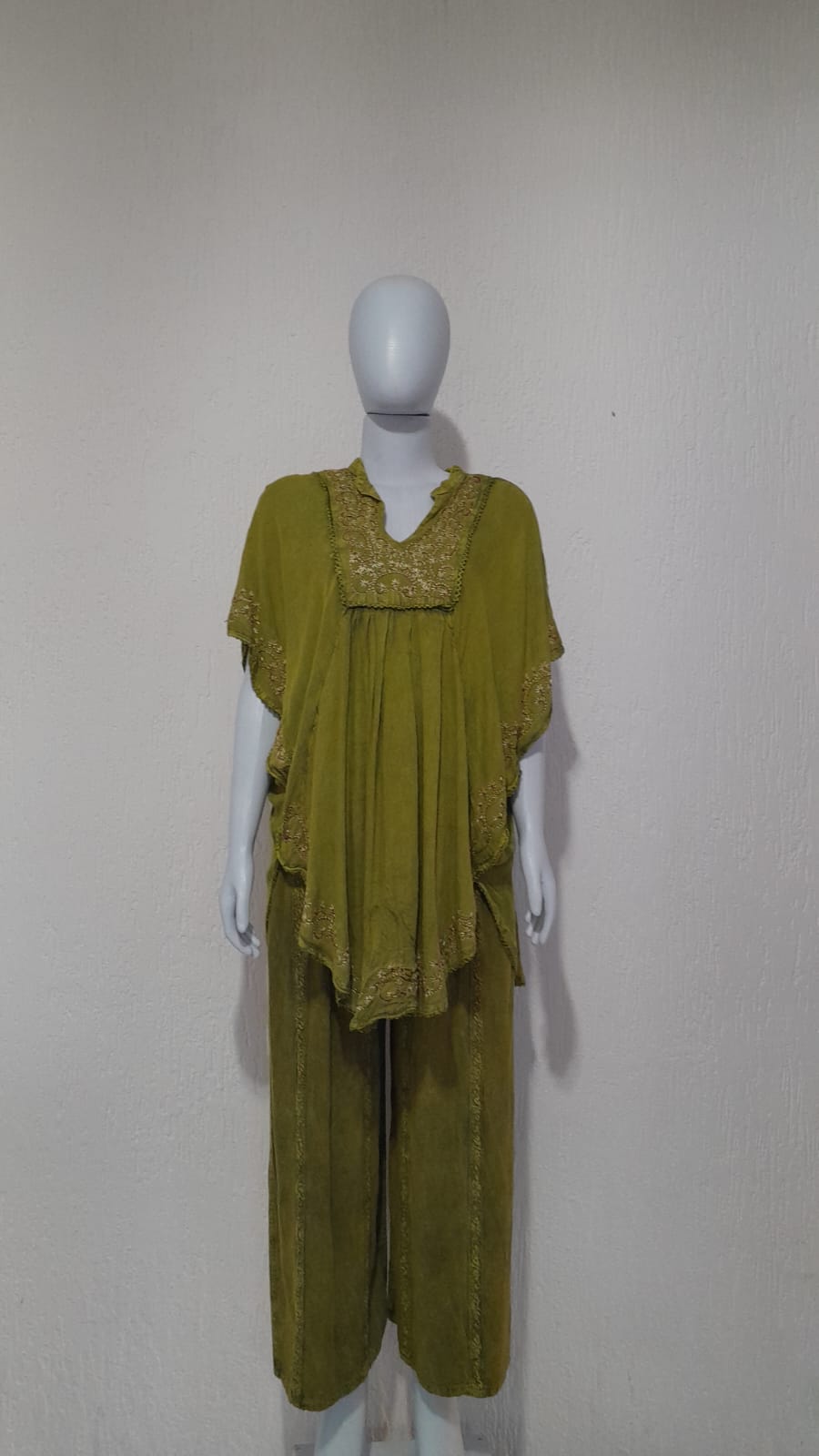 Vestido Indiano Midi Ocre
