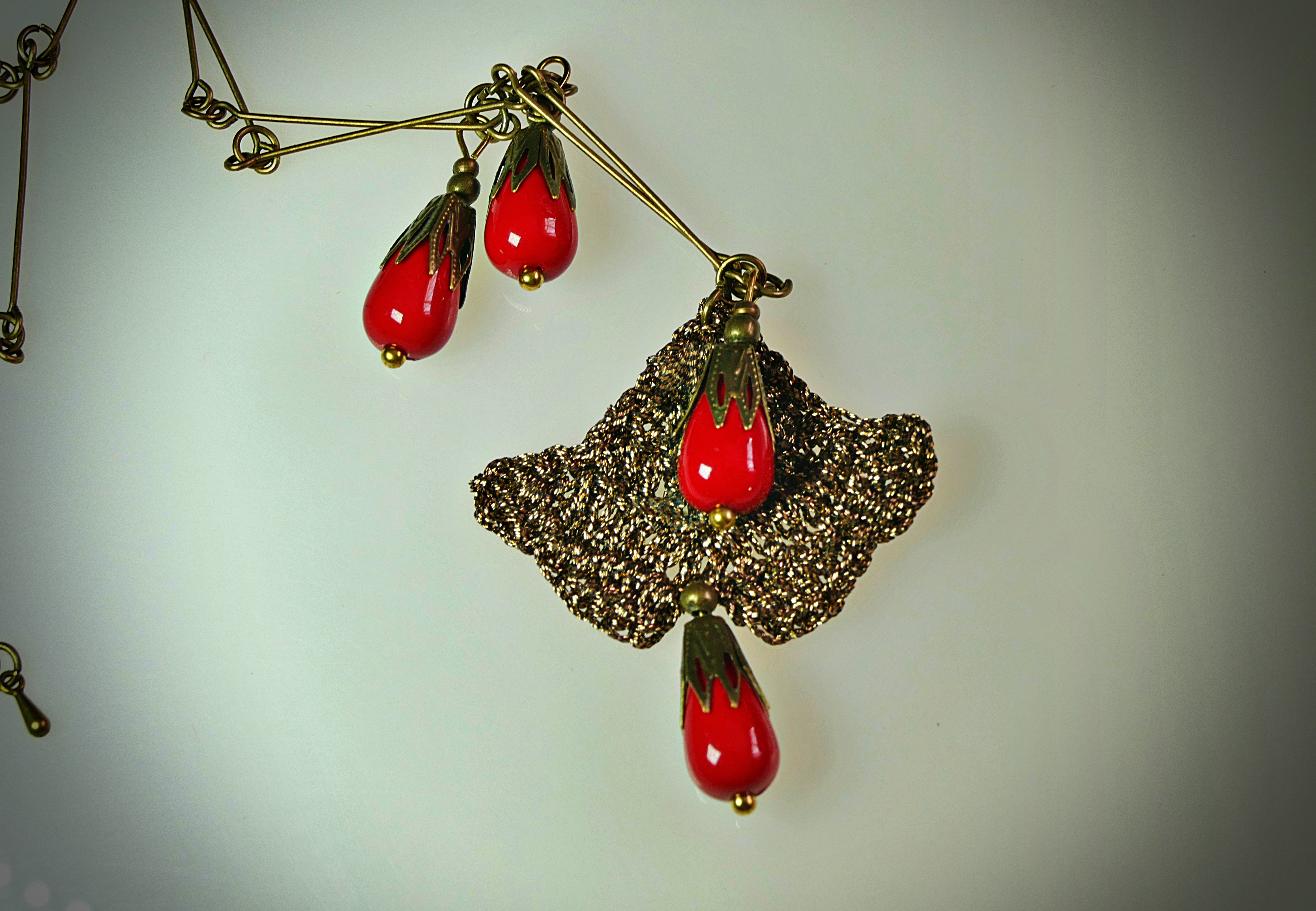 Conjunto de joyería con pendiente estilo liberty