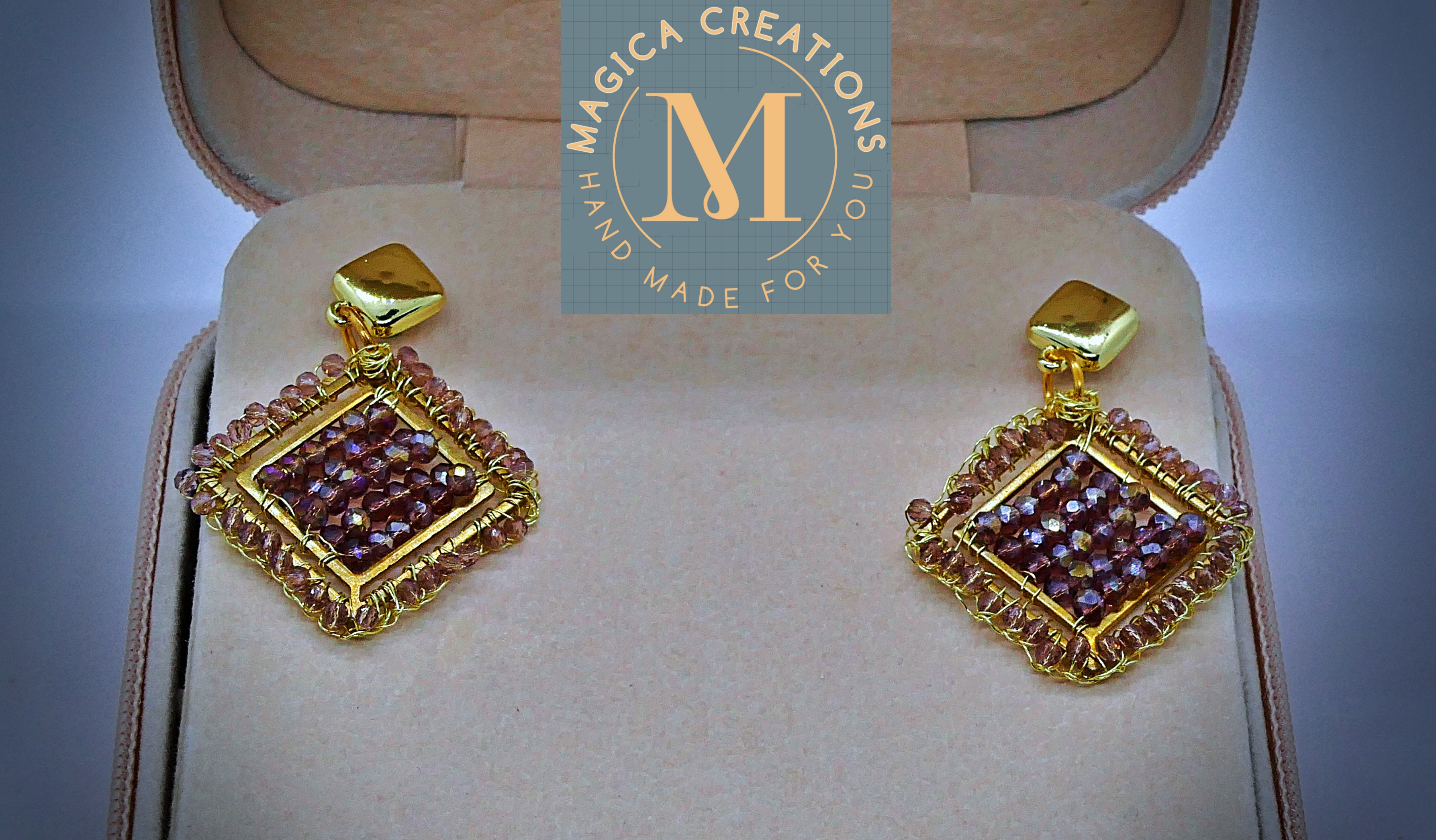 Aretes de bisutería artesanal