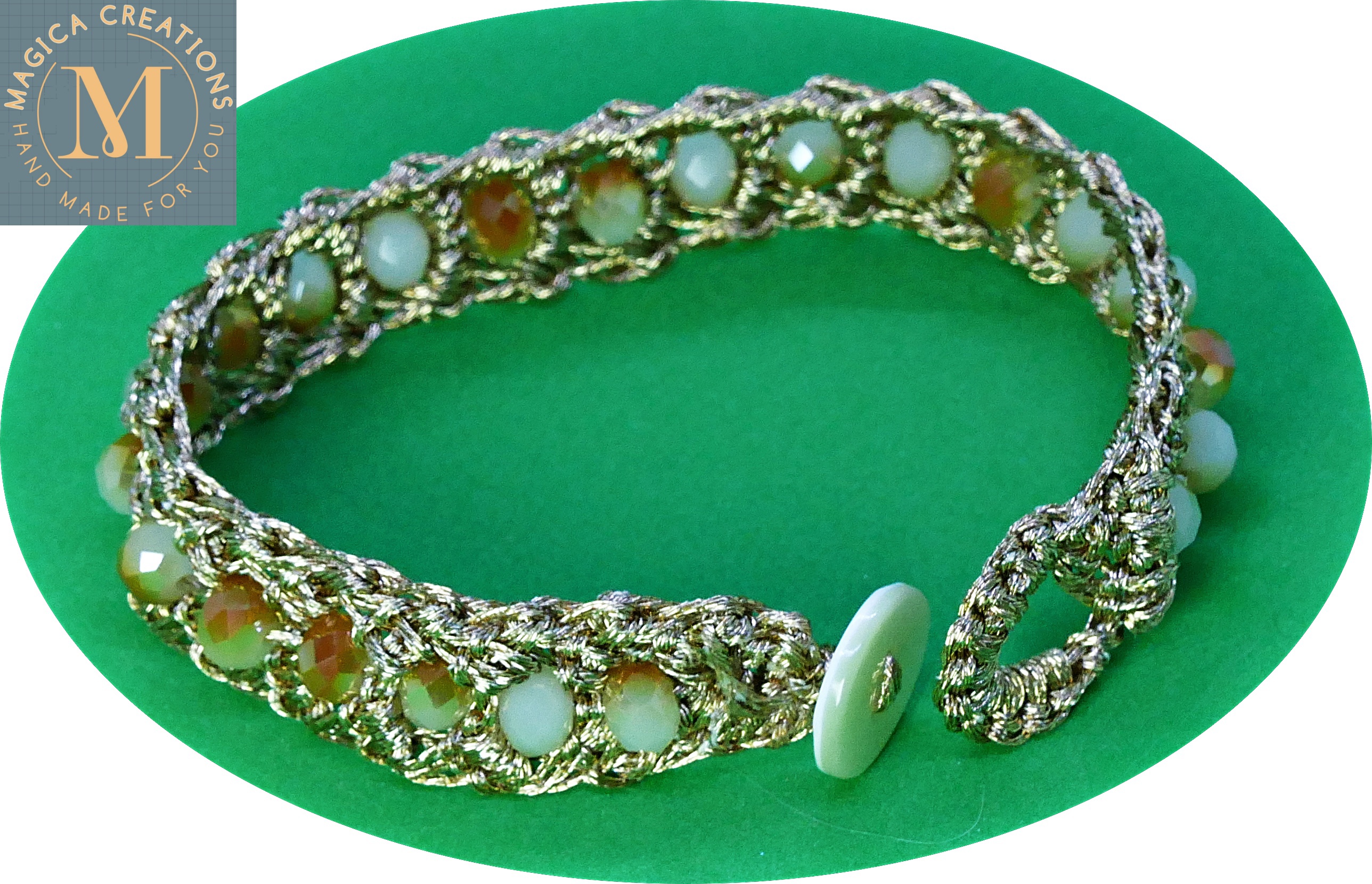 Pulsera artesanal de cuentas