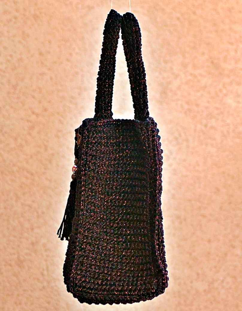 Bolso tejido a mano
