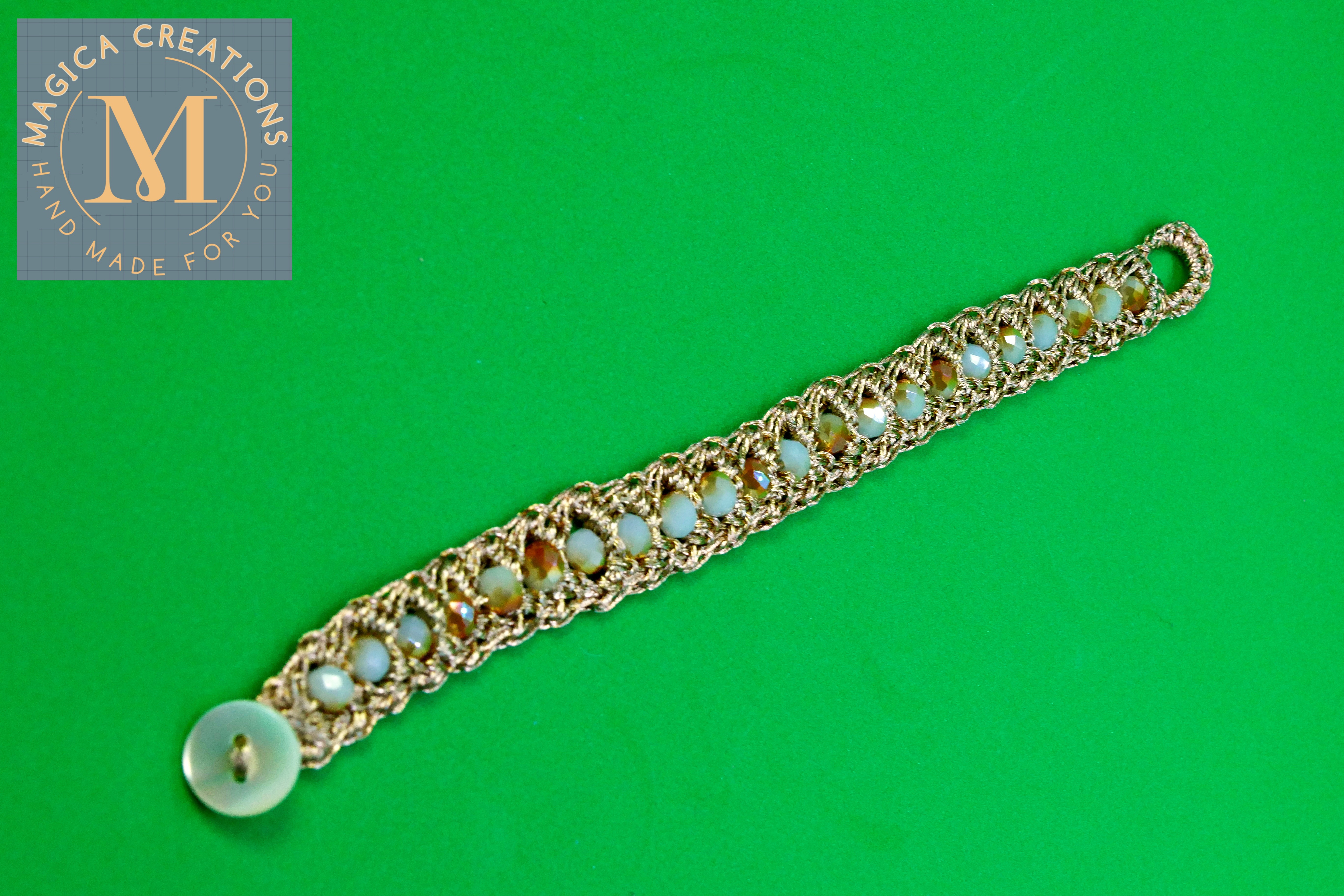 Pulsera artesanal de cuentas