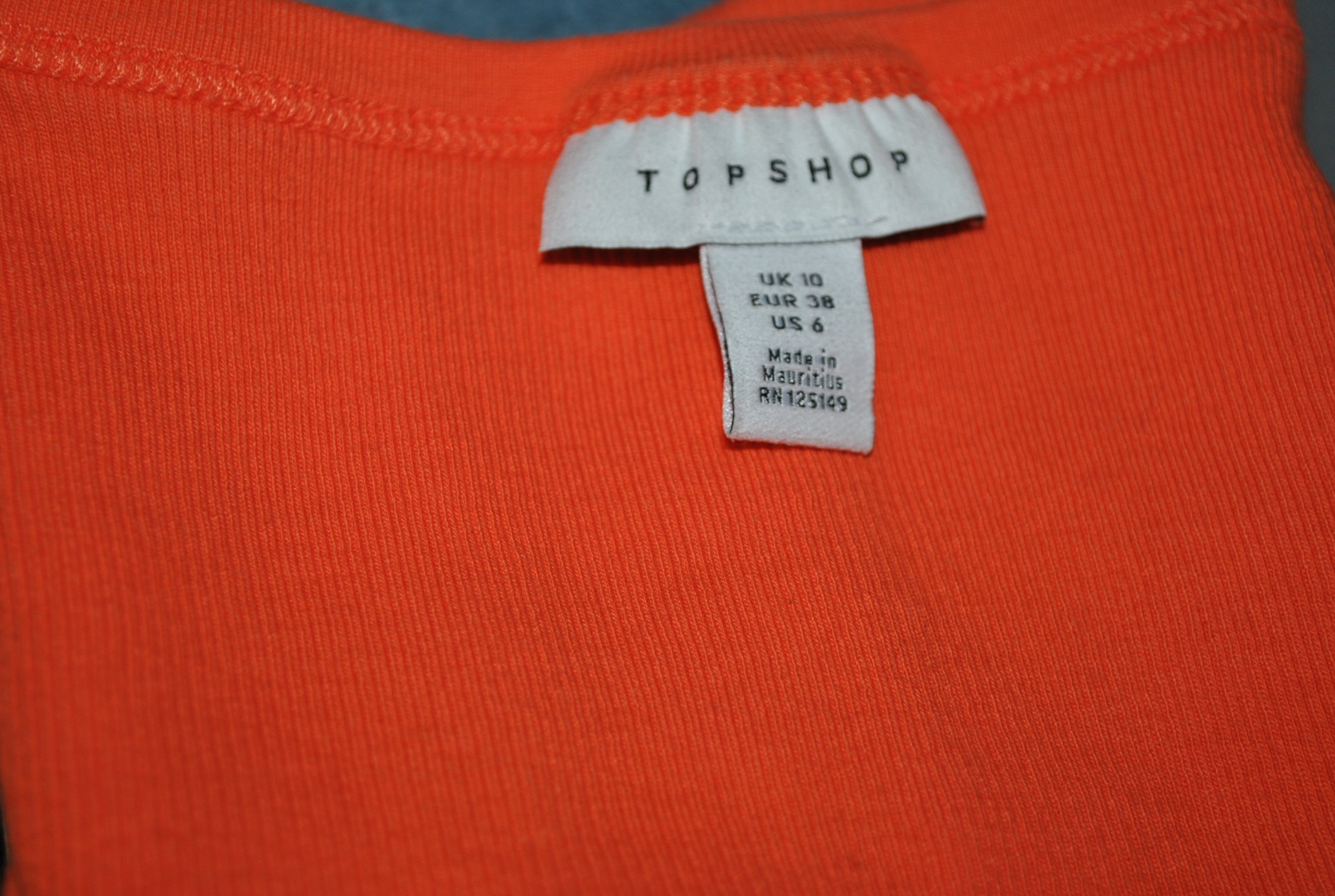 TOPSHOP Crop Top