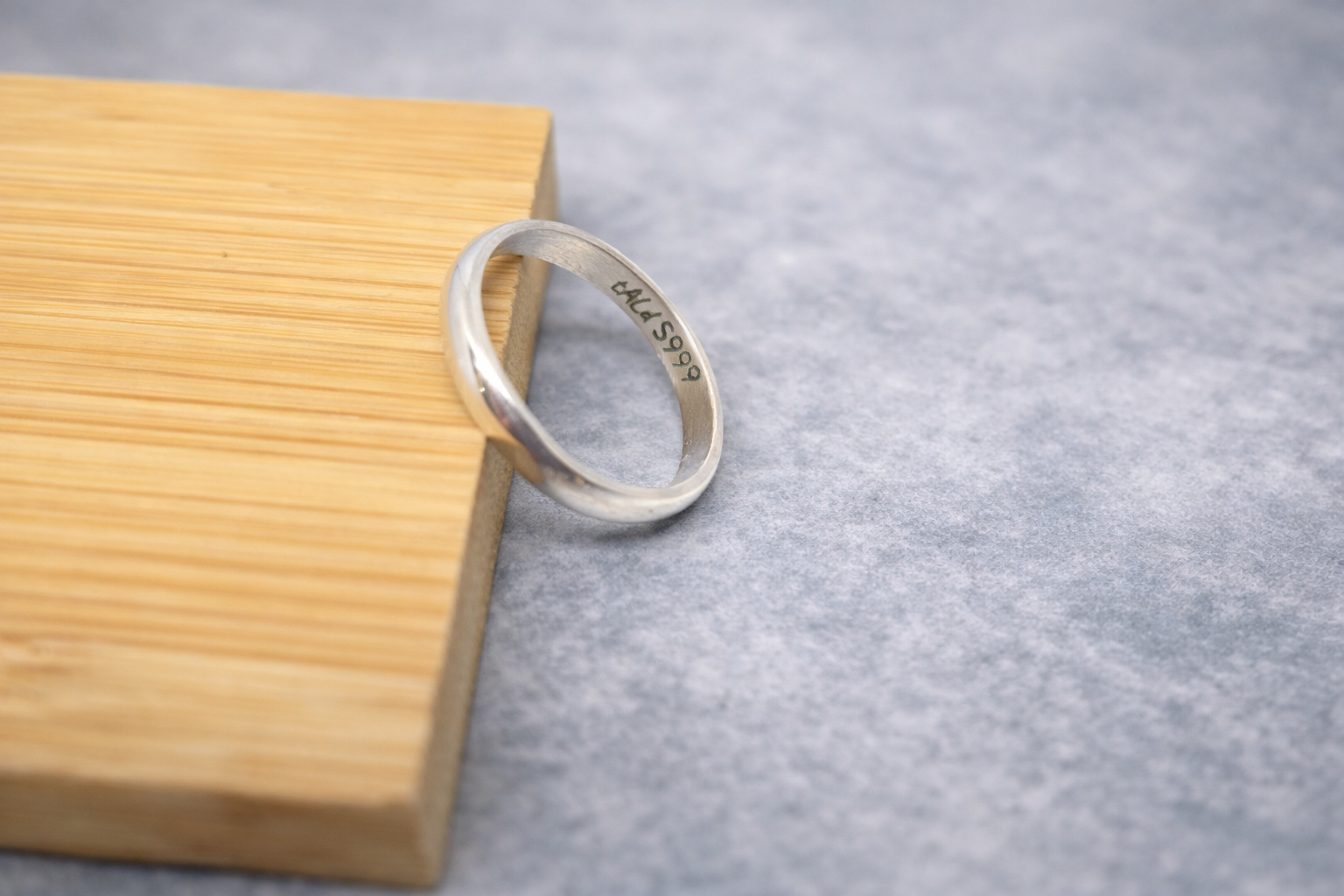 2mm 2.5mm Frosted 999 Fine Silver Ring – Minimalist Bevel Comfort Fit Band