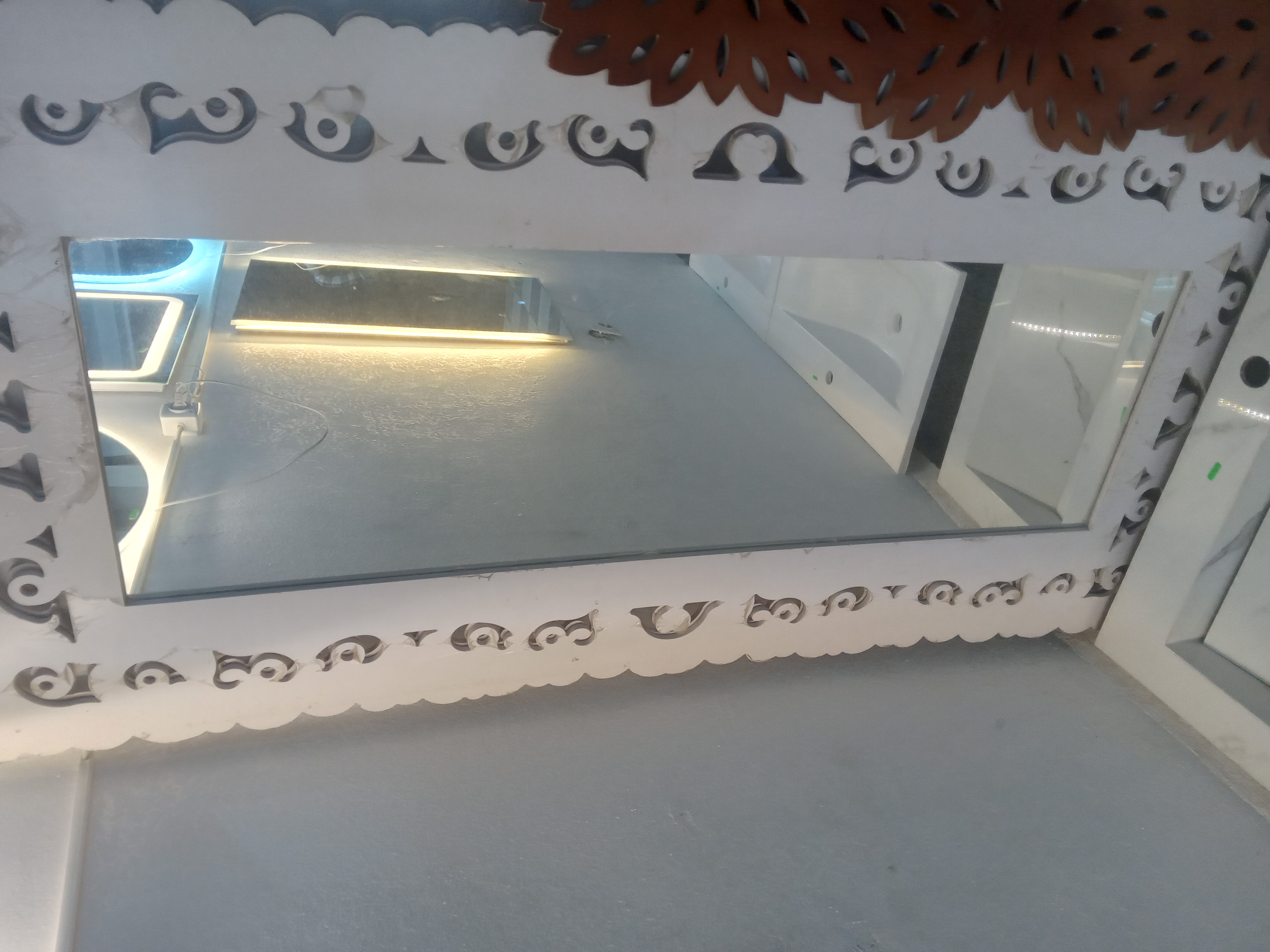 Decorative Wall Mirror