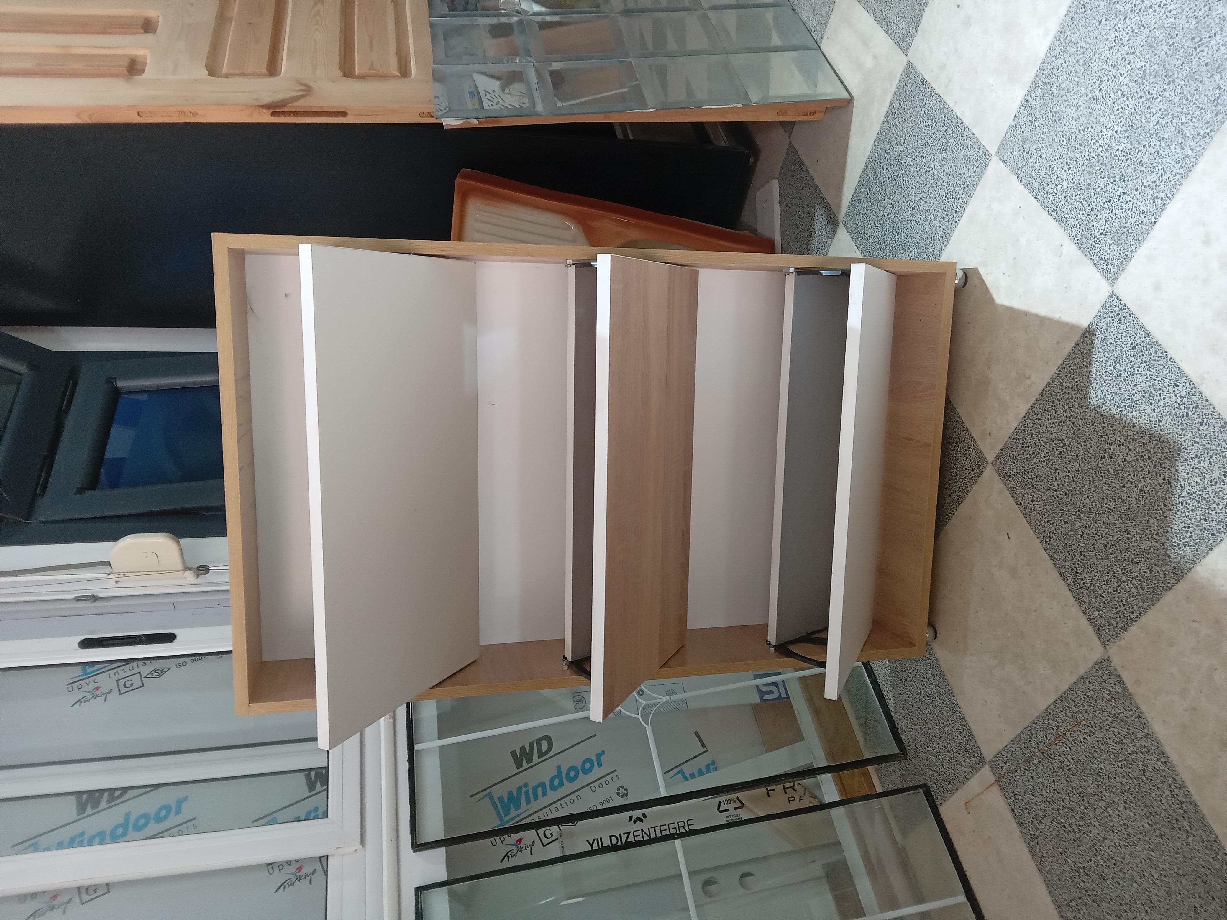 Meuble de chaussures 