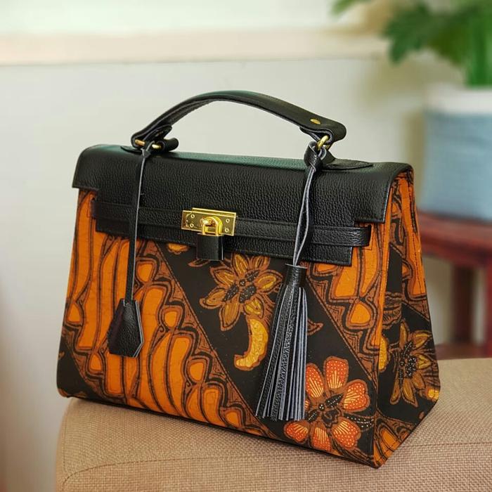 Elegant Batik Handbag