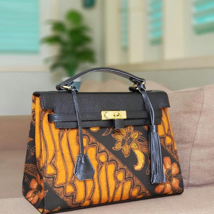 Elegant Batik Handbag