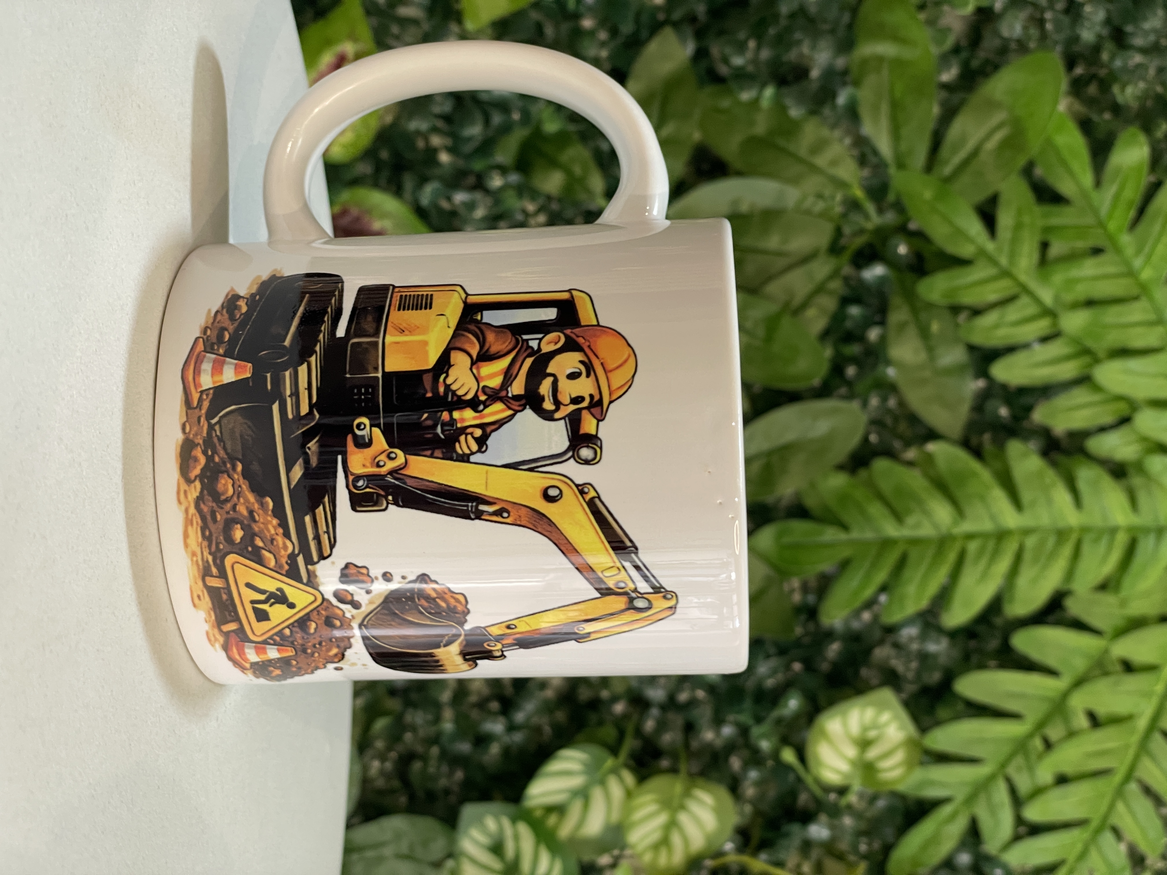 Caneca Personalizada “Feliz Dia do Pai” com Nome – Escavadora Construção