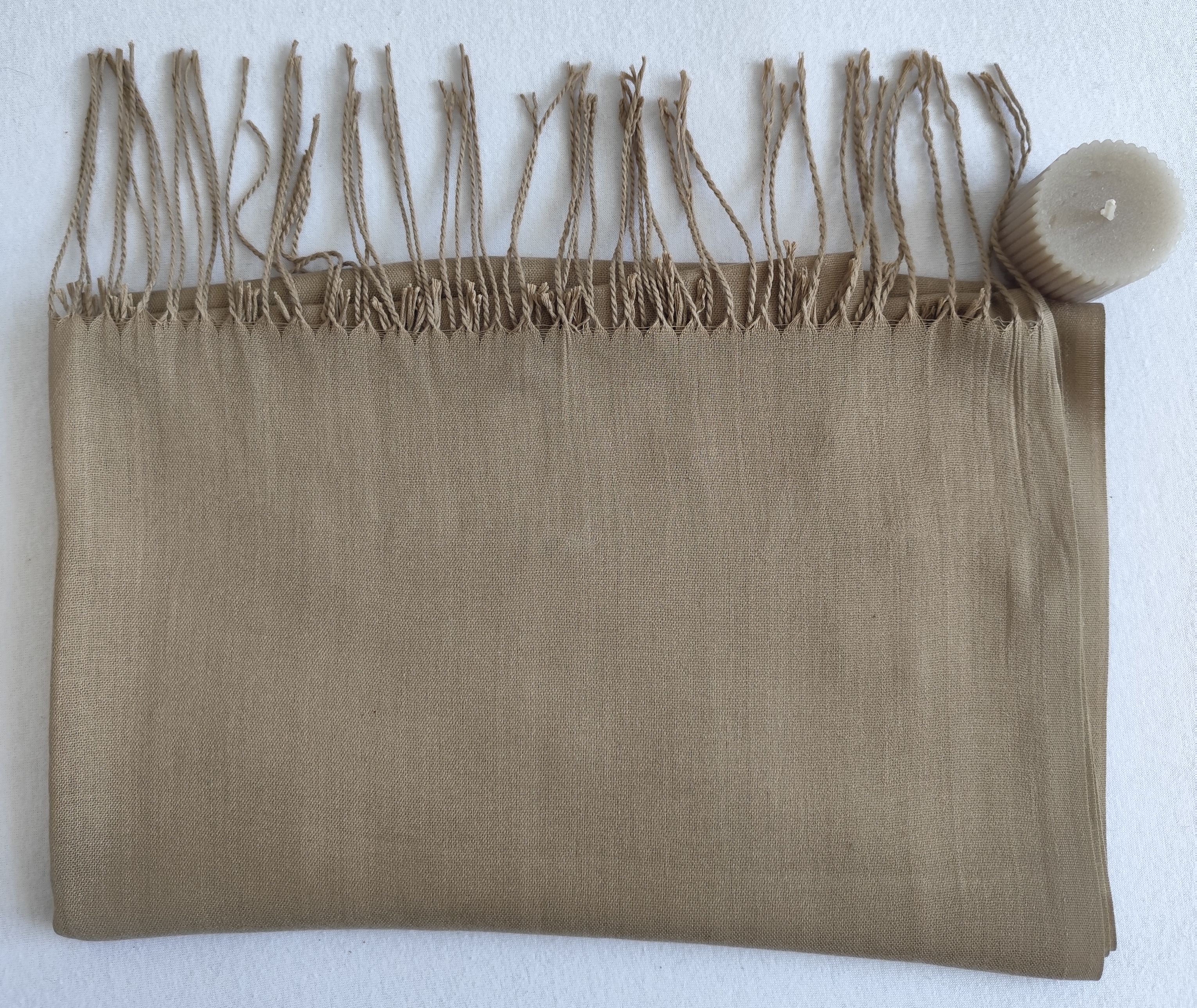 Voiles Pashmina de couleur marron claire avec franges