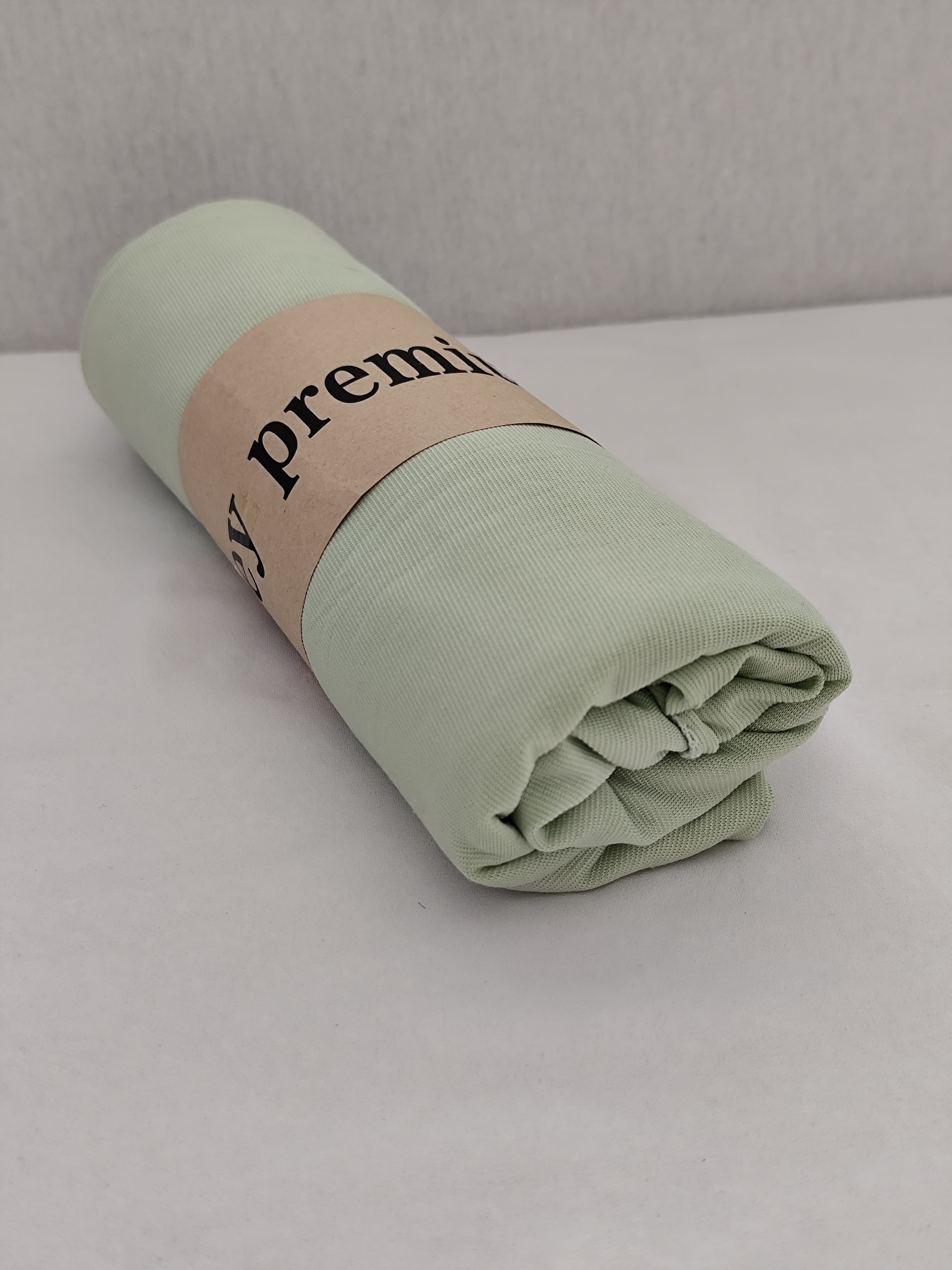 Hijab en Jersey Premium Vert Pastel – Confort et Élégance au Quotidien