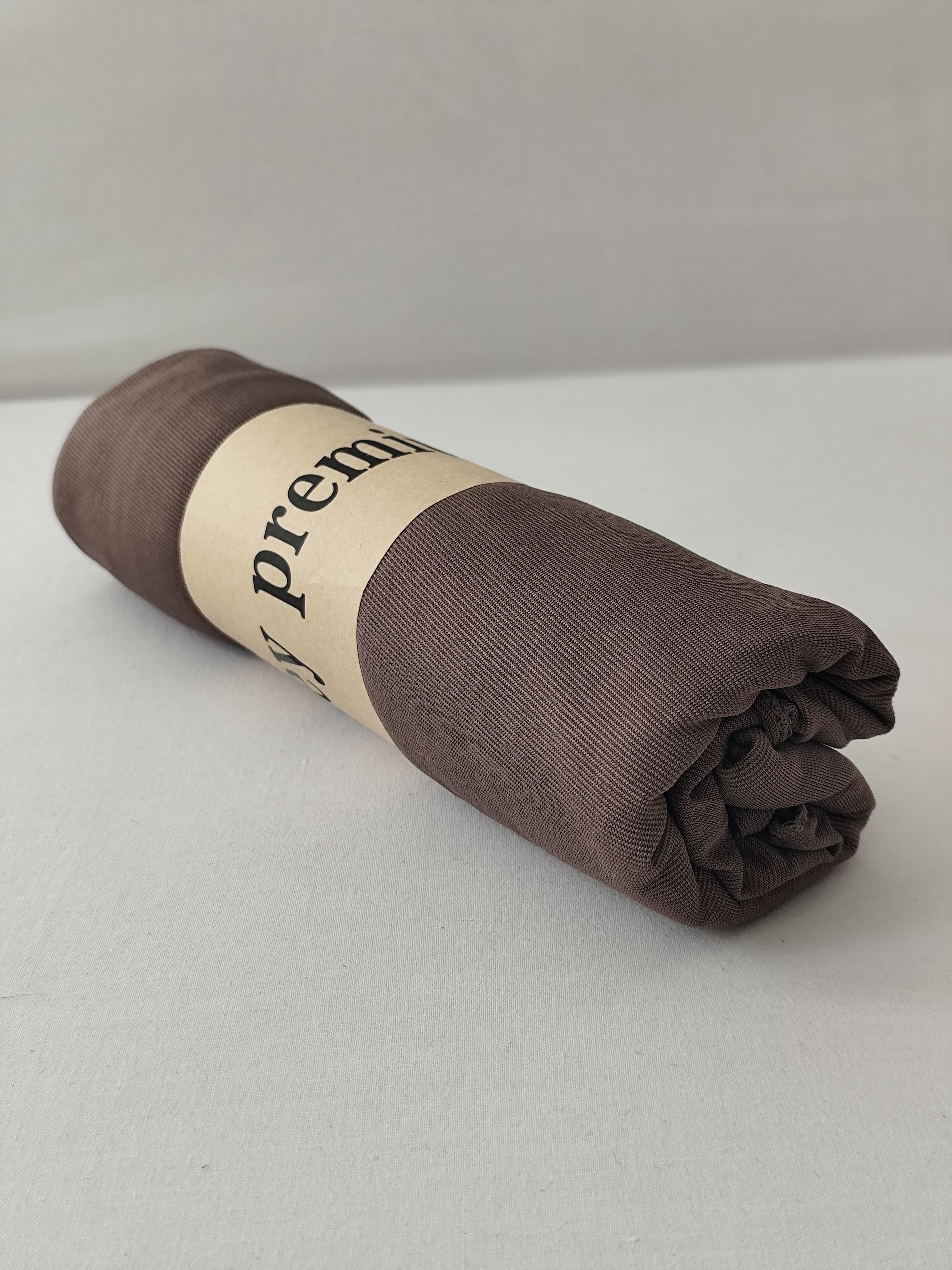 Hijab en Jersey Premium Marron – Modernité et Confort au Quotidien