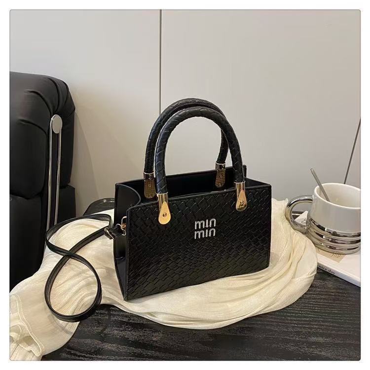 Min Min Black Handbag