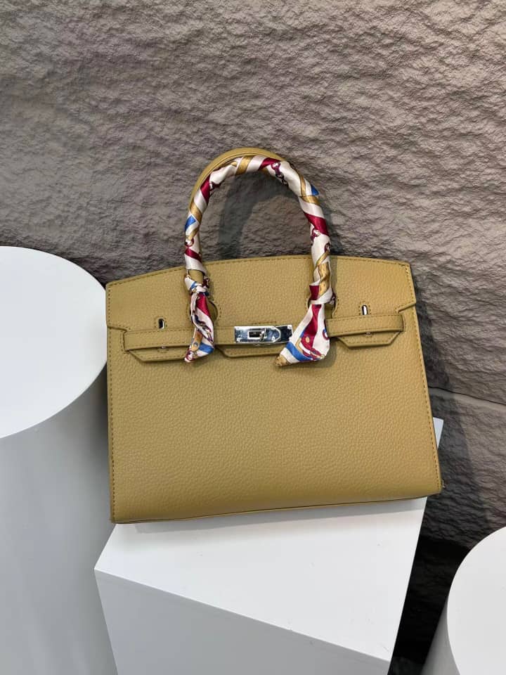 Elegant Khaki Handbag