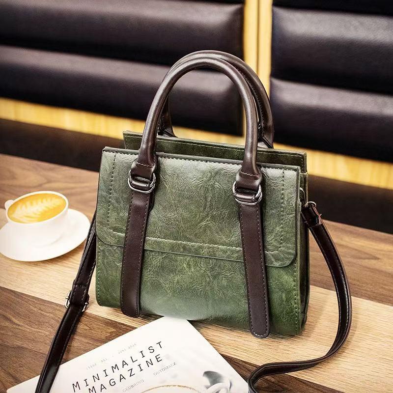 Elegant Green Leather Handbag