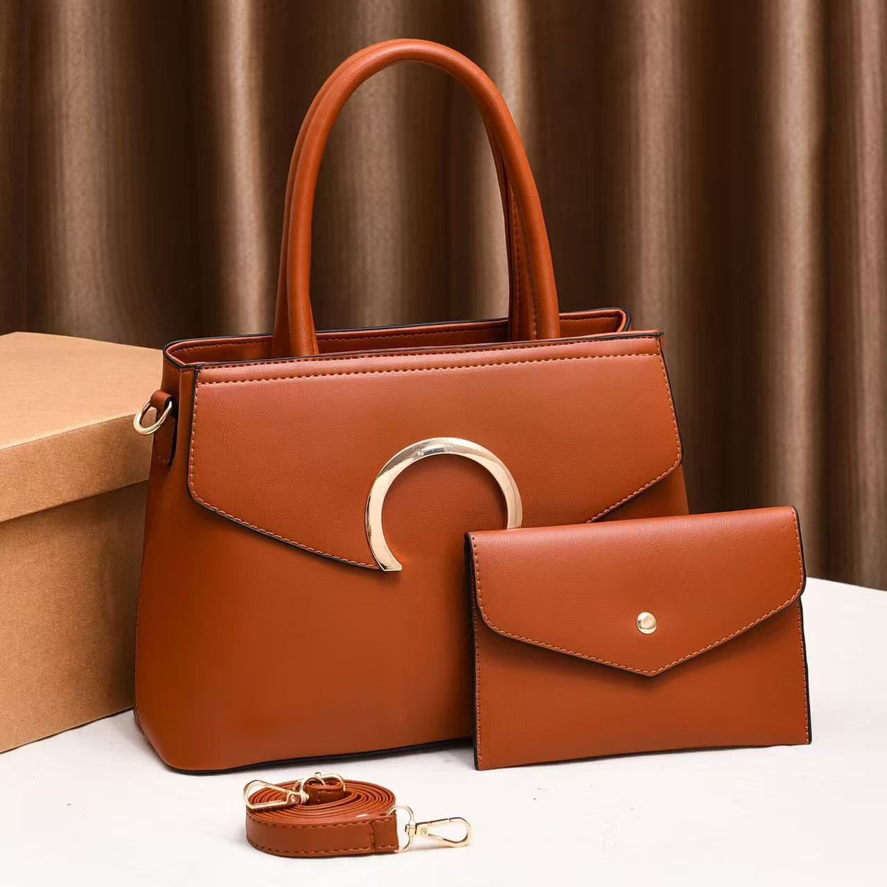Stylish Brown Handbag Set