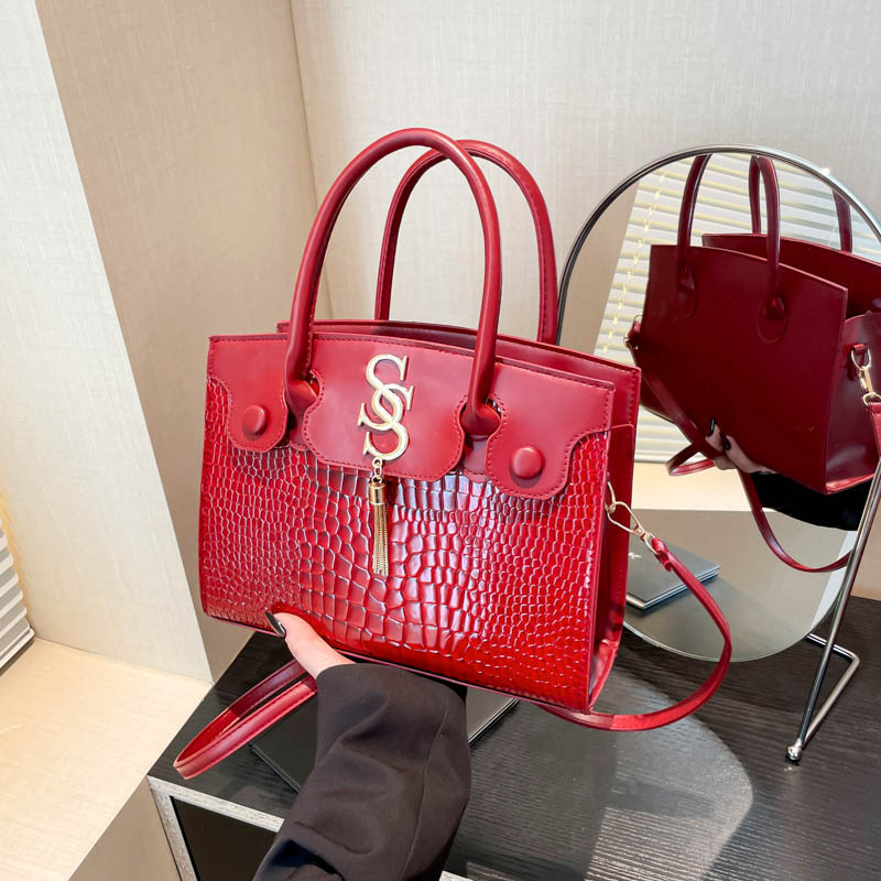 Red Crocodile Pattern Leather Handbag