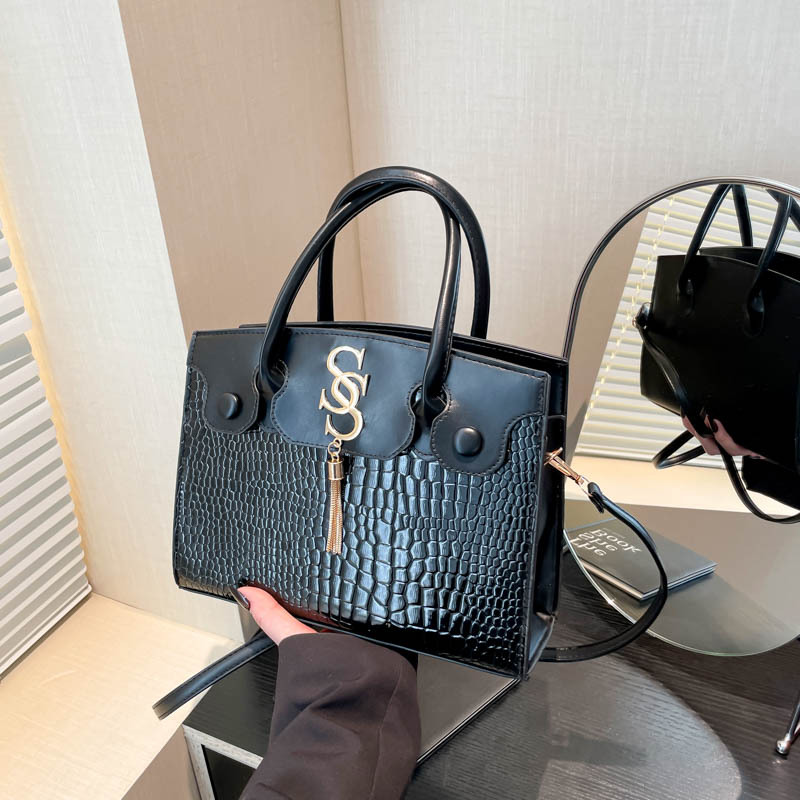 Elegant Black Handbag