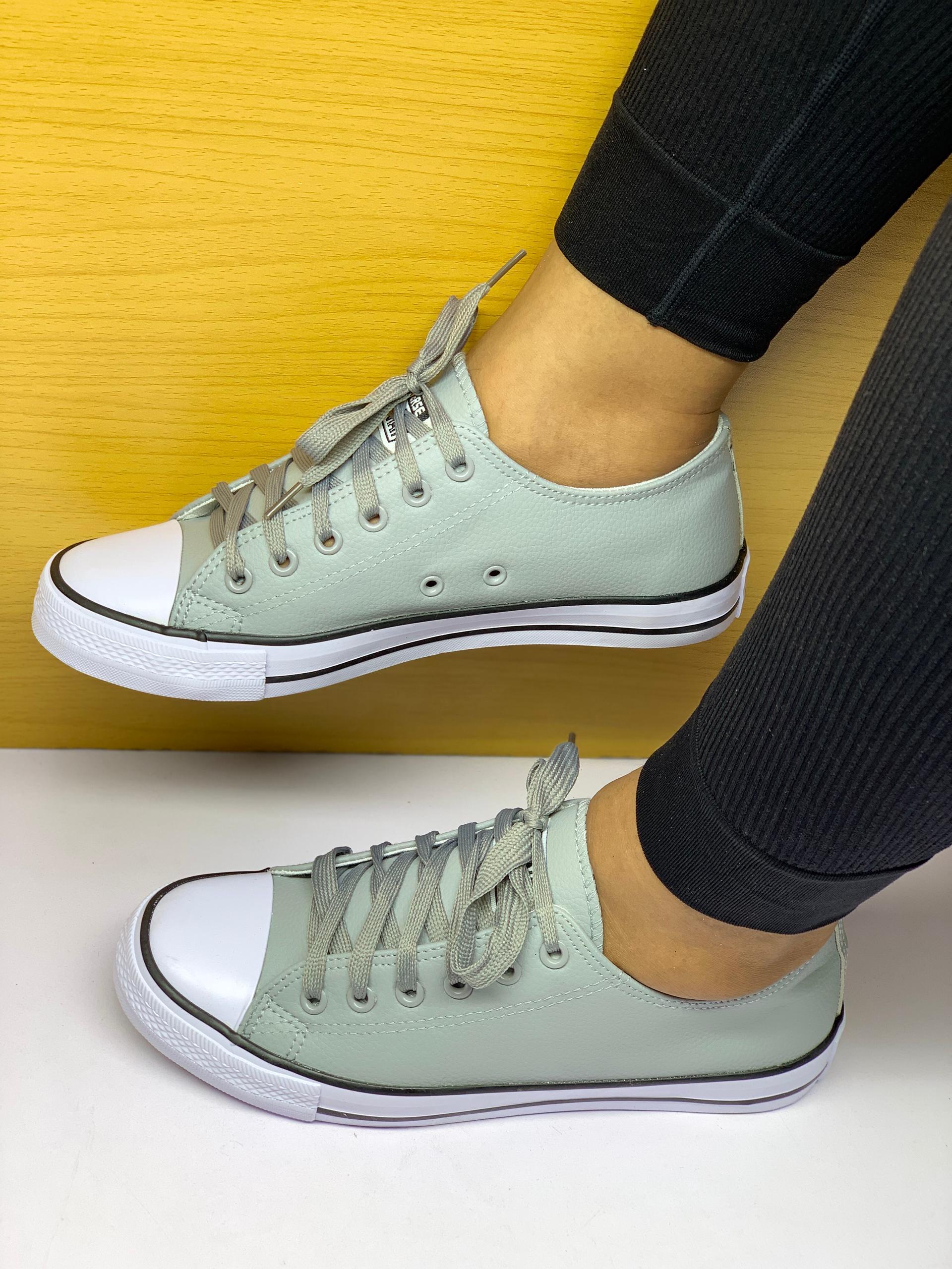 Light Green Casual Sneakers
