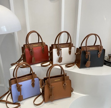 Elegant Women’s Handbag