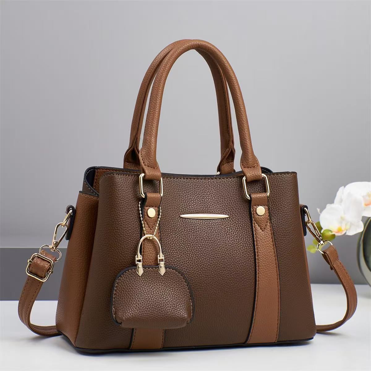 Elegant Brown Leather Handbag