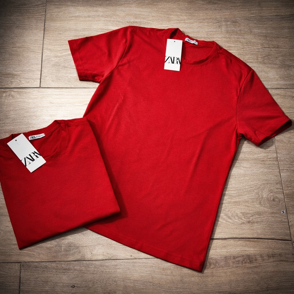 Camiseta Vermelha Zara