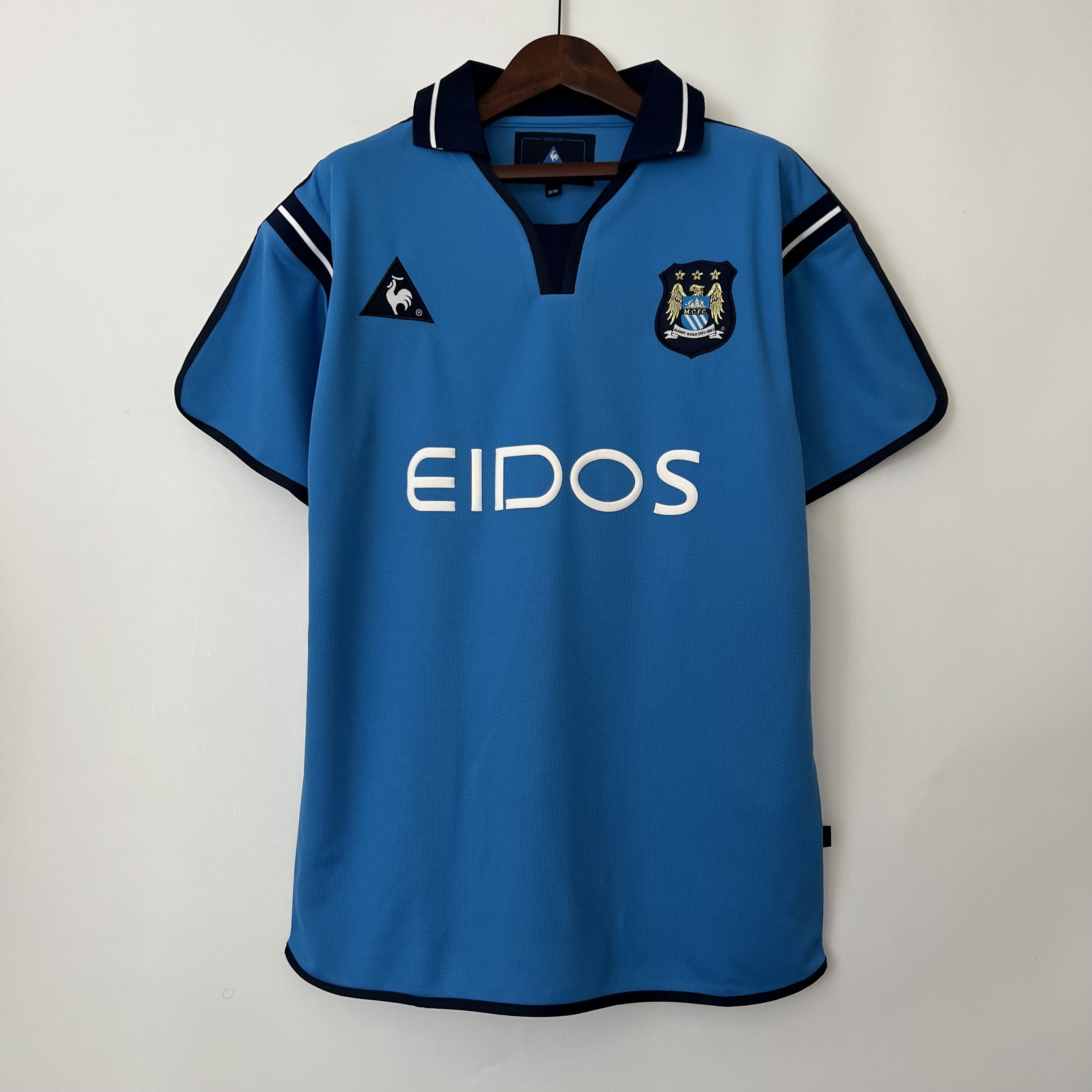 Camiseta Retro Manchester City 2001/2002