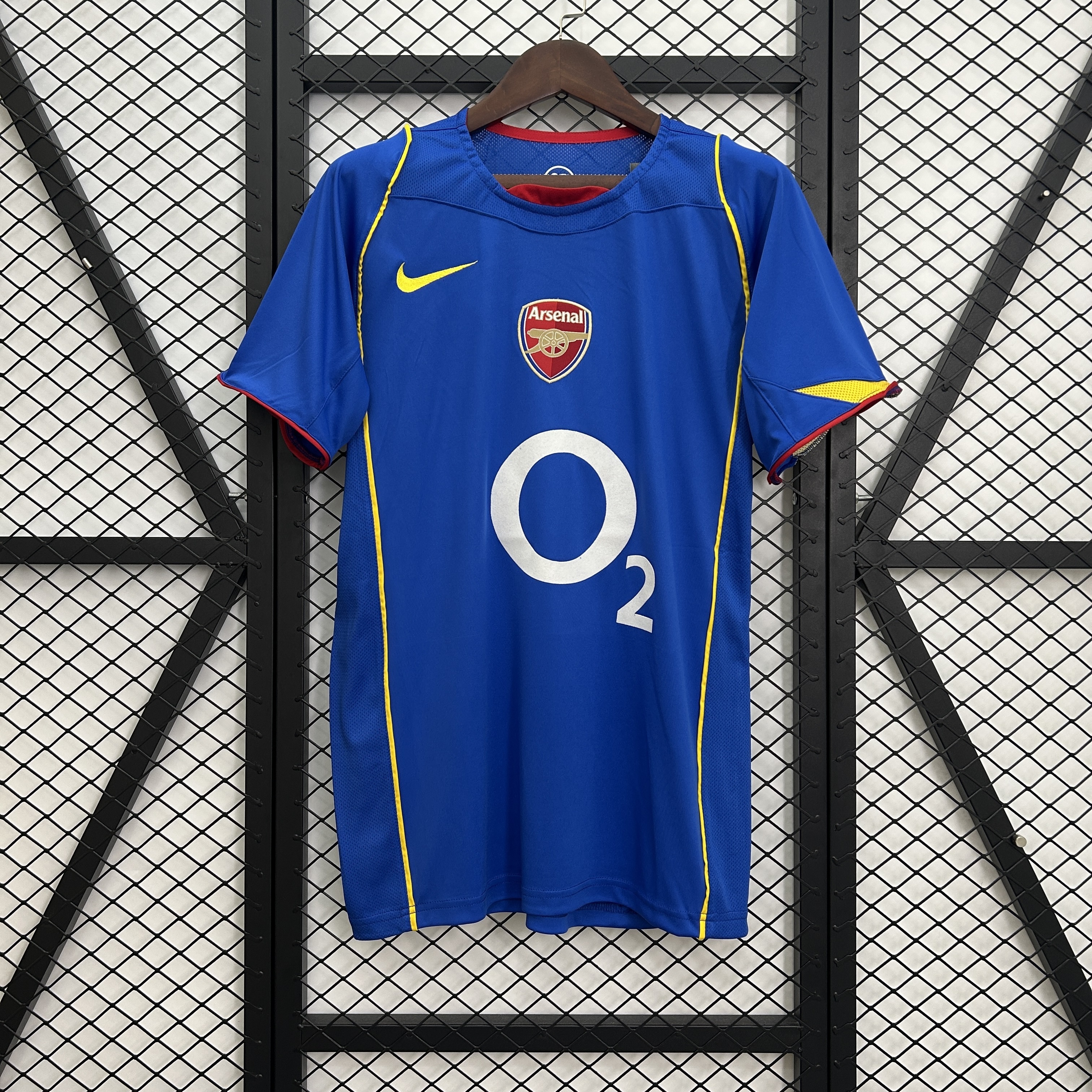 Camiseta Retro Arsenal 2004/05  (Segunda equipación)