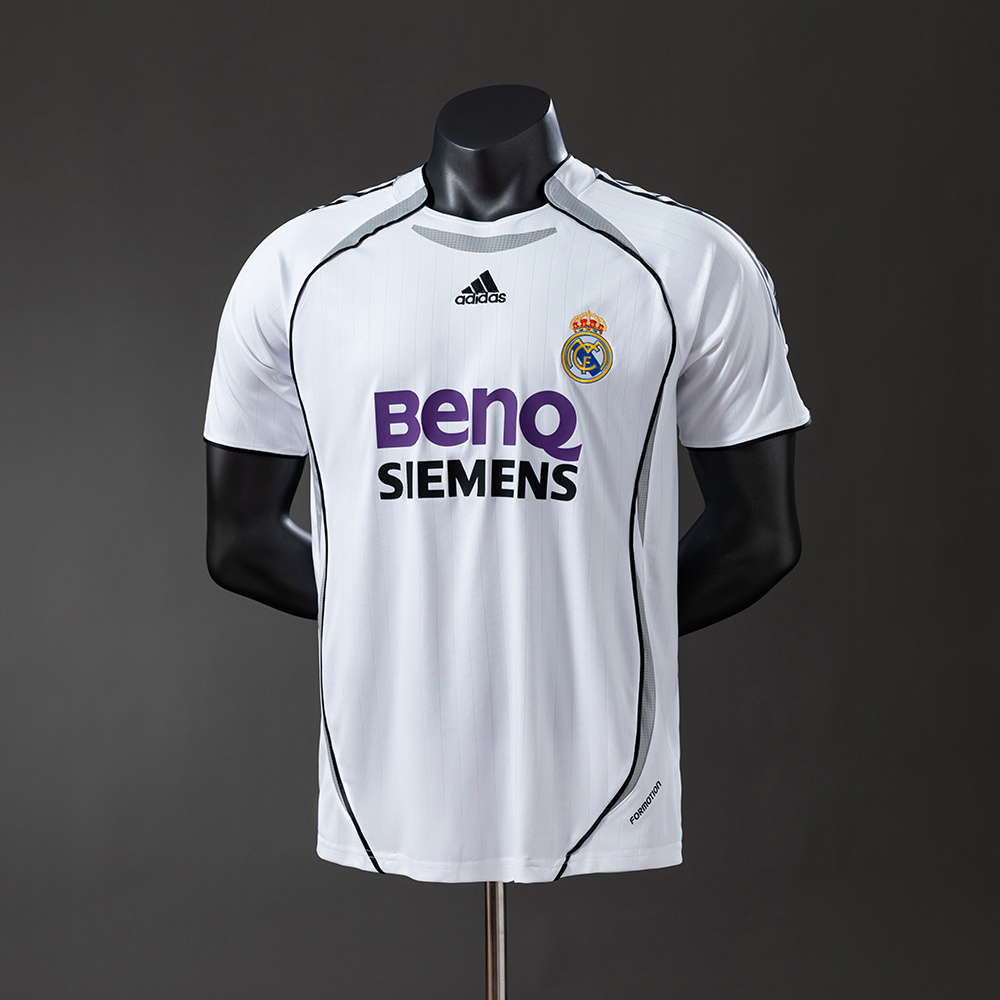 Camiseta Retro Real Madrid 2000/01