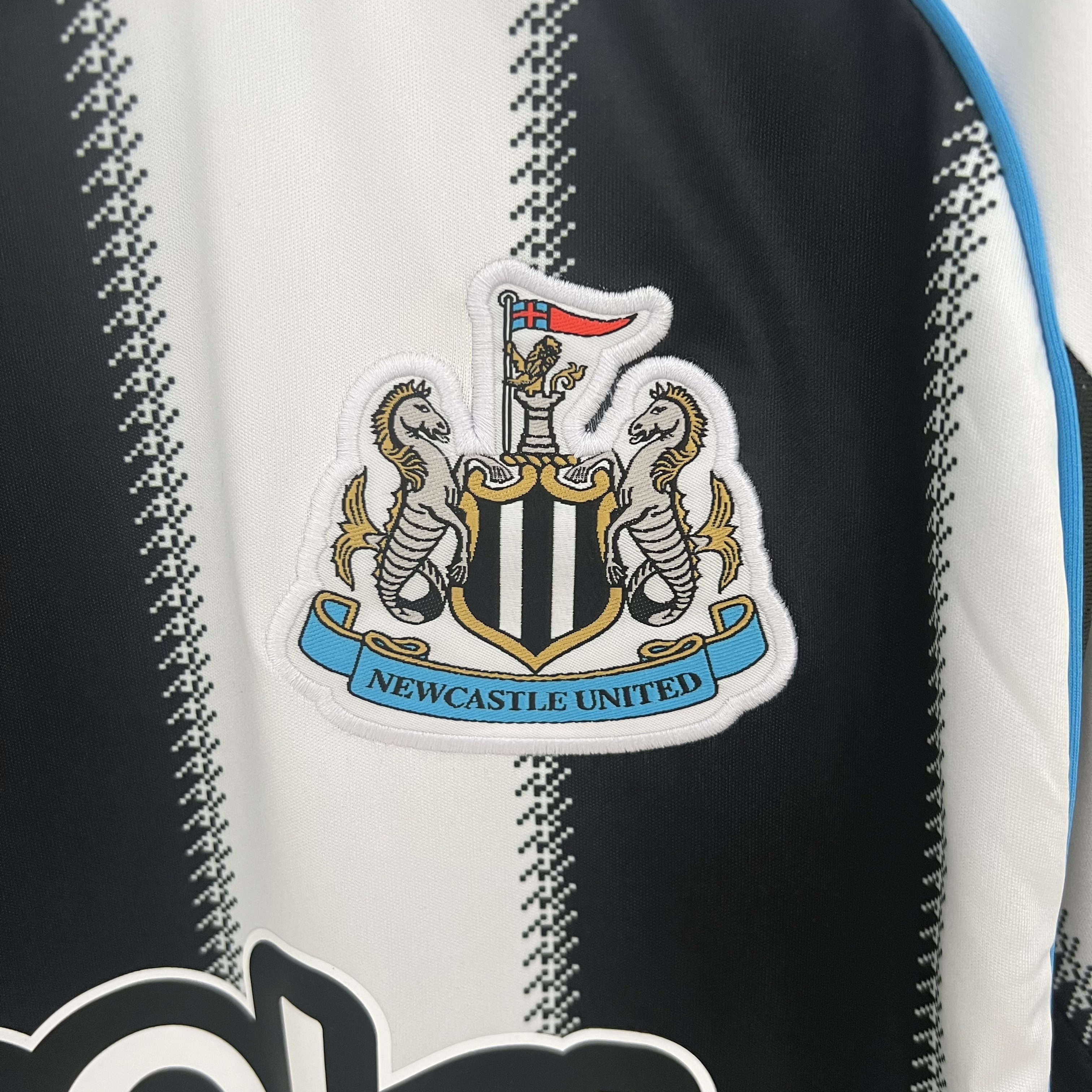 Camiseta Newcastle United 2025/2026 (Primera equipación)